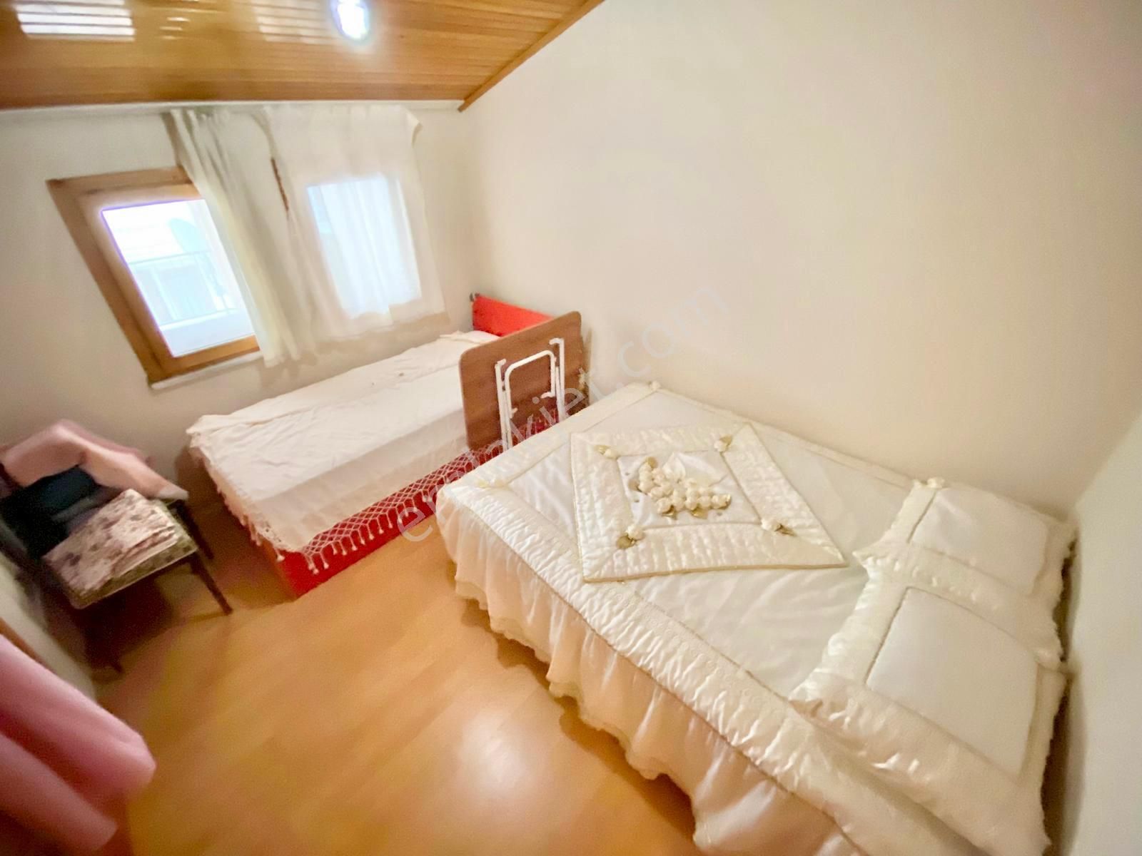 ꧁akçay Ay Emlaktan꧂güre'de Ön Cephe Geniş Teraslı Çift Mutfak Site İçerisinde Satılık 3+1villa - Görsel 20