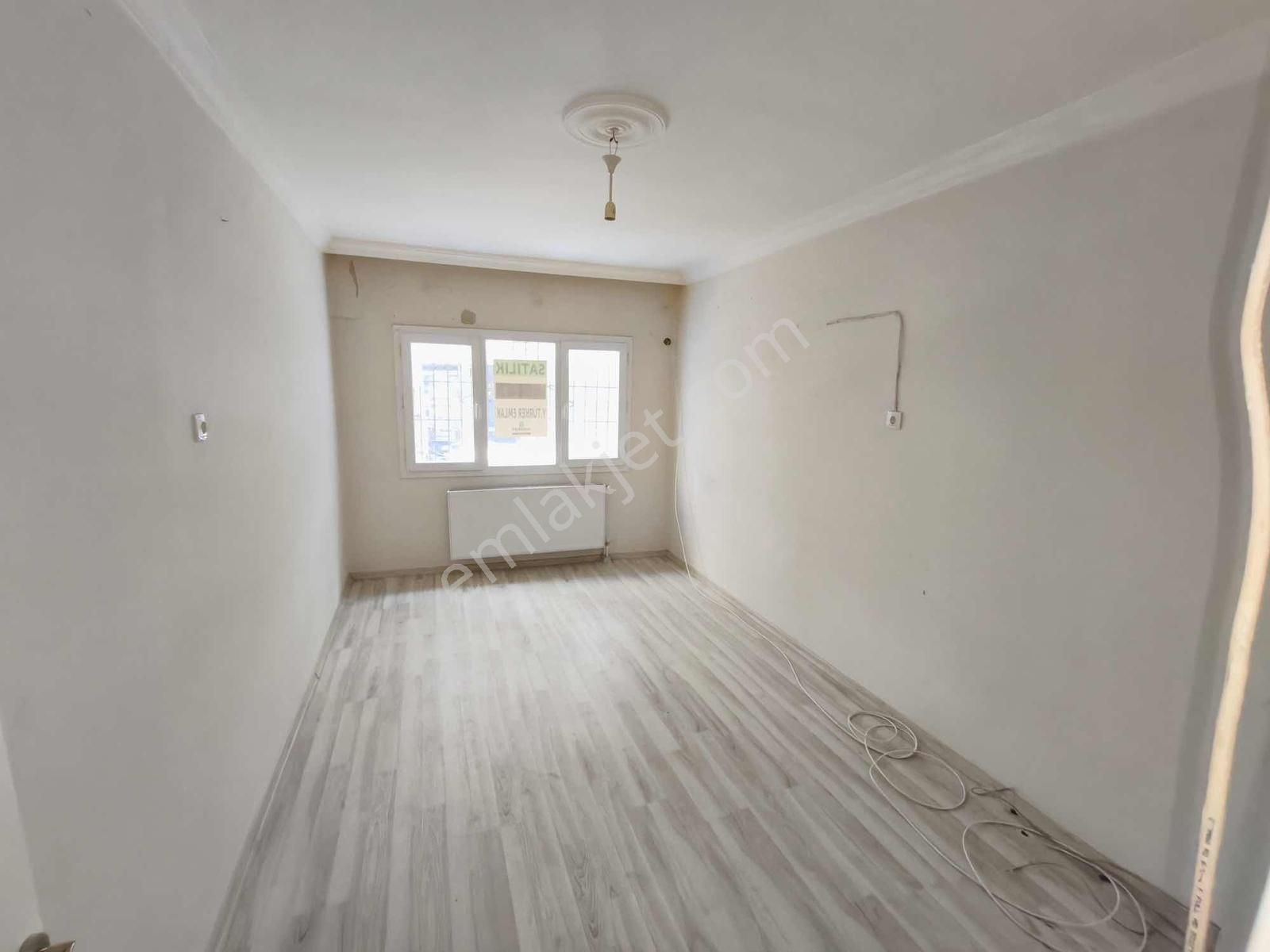 Türker Emlak 2+1 85 M2 Merkez Cami Yakını Doğalgazlı - Görsel 11