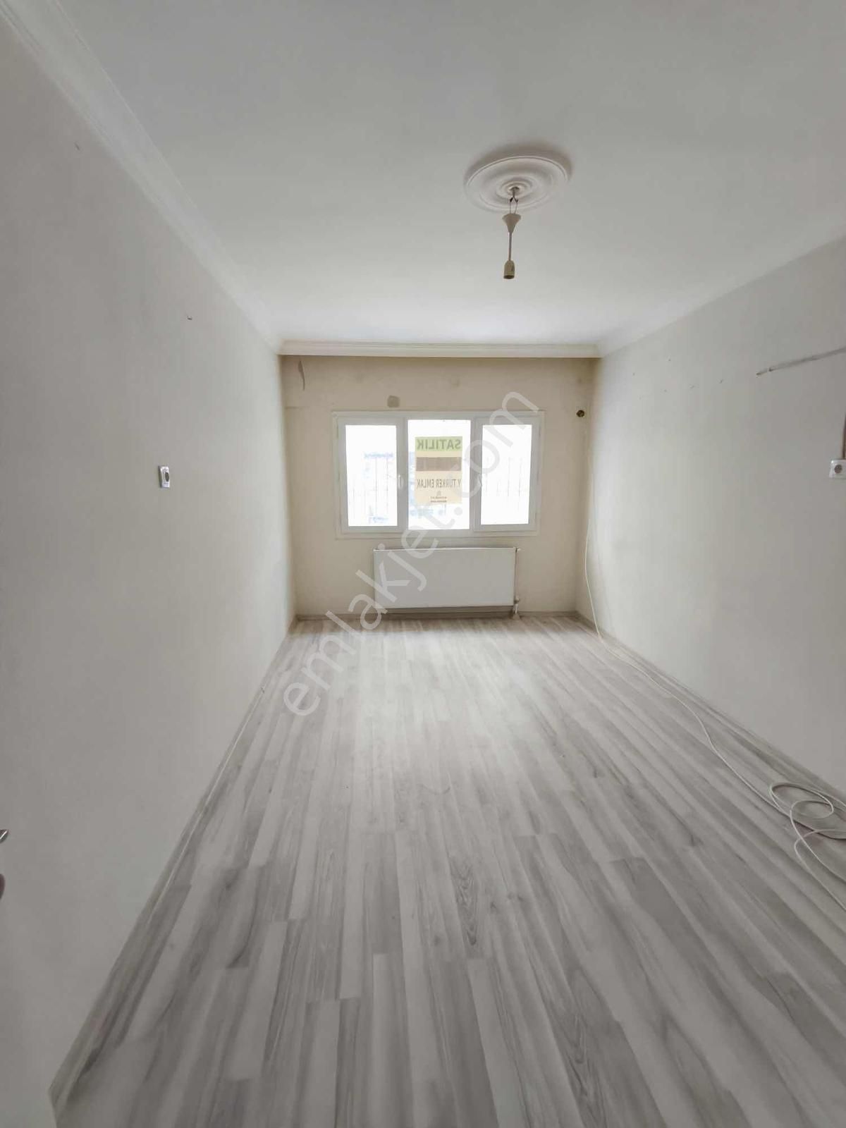 Türker Emlak 2+1 85 M2 Merkez Cami Yakını Doğalgazlı - Görsel 18