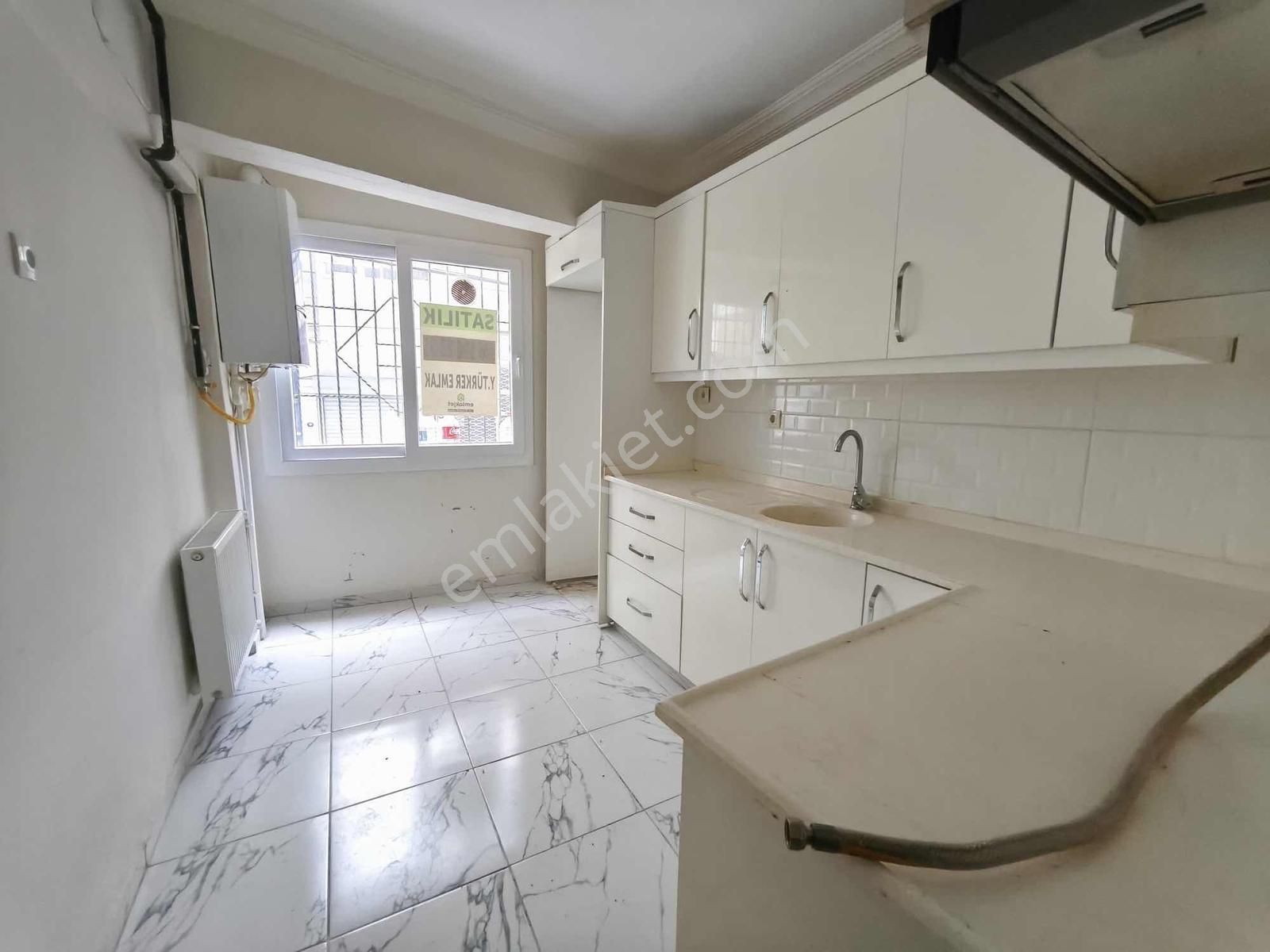 Türker Emlak 2+1 85 M2 Merkez Cami Yakını Doğalgazlı