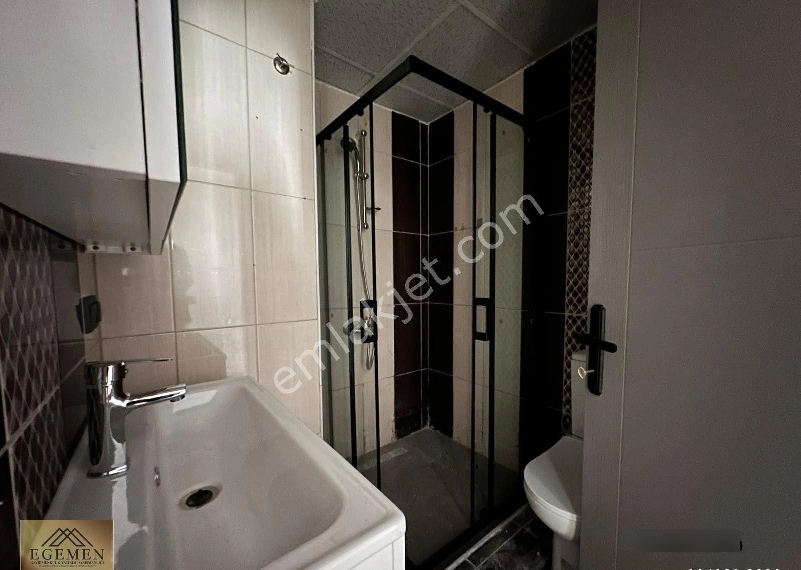 Kuşadası Ege Mahallesinde 3+1 Kiralık Daire - Görsel 13