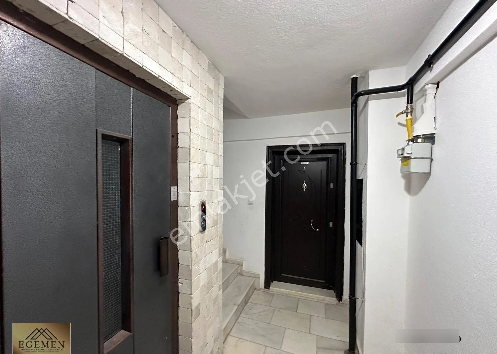 Kuşadası Ege Mahallesinde 3+1 Kiralık Daire - Görsel 15