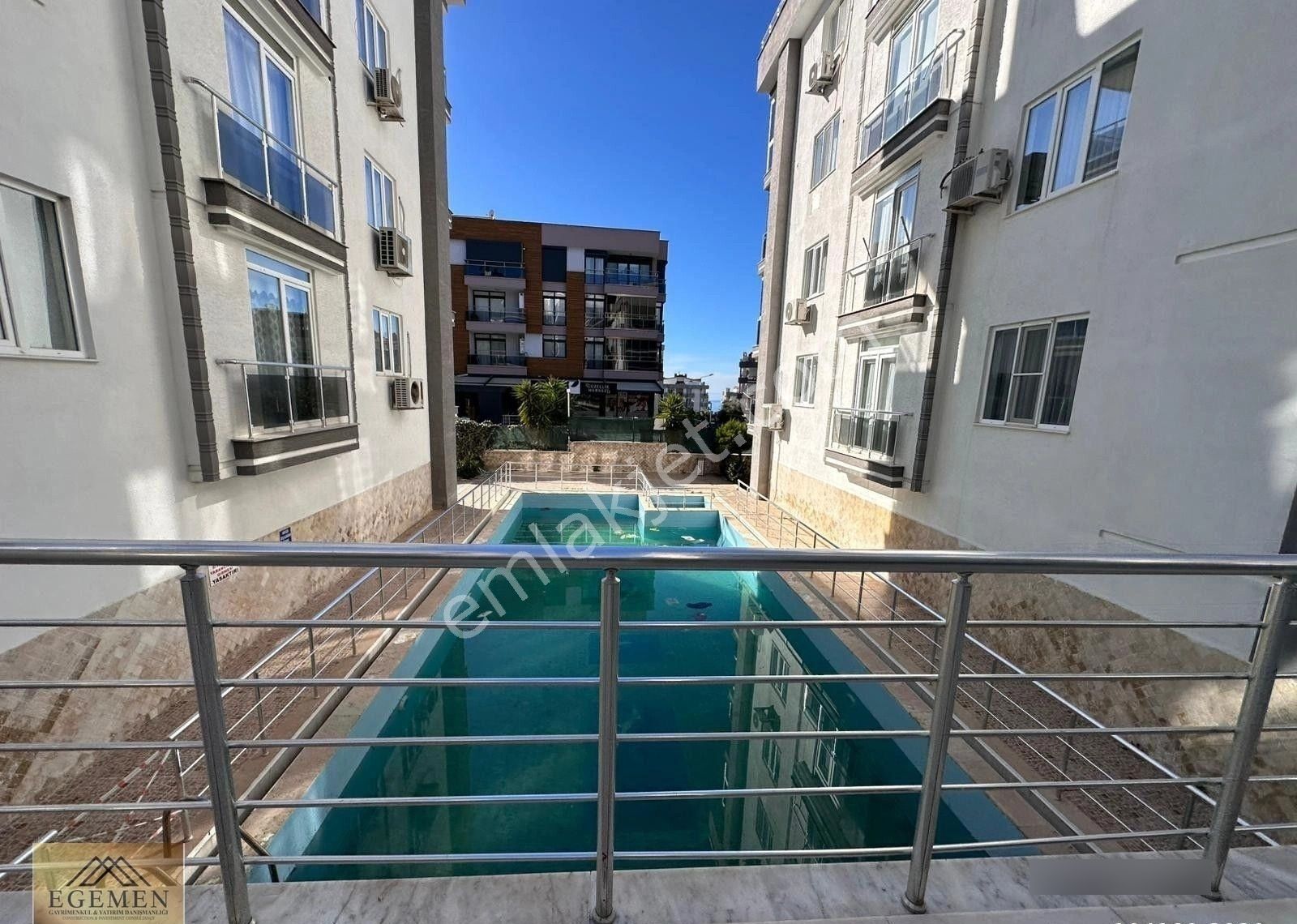 Kuşadası Ege Mahallesinde 3+1 Kiralık Daire - Görsel 6