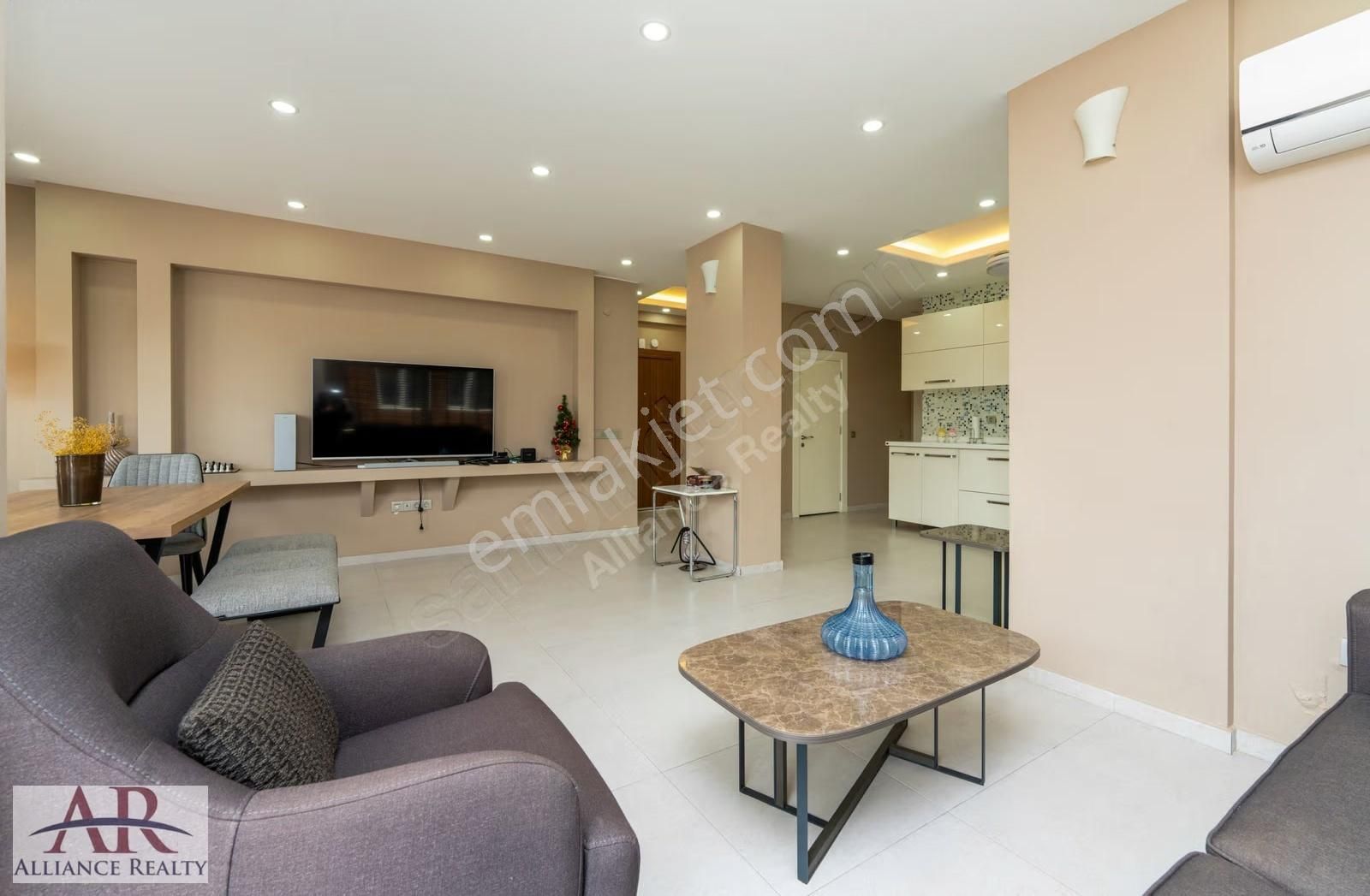 Altınkum Belediye Caddesinde Modern Eşyalı Net 105 M2 Arakat 2+1 - Görsel 23