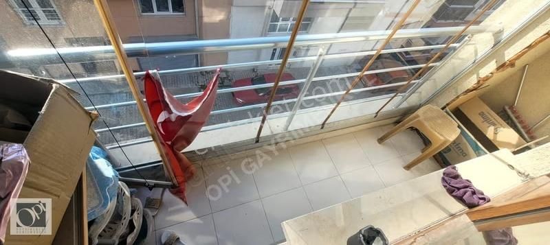 Batıkent'de Bahçeli Ara Kat Asansörlü Balkonlu Satılık 2+1 Daire - Görsel 12