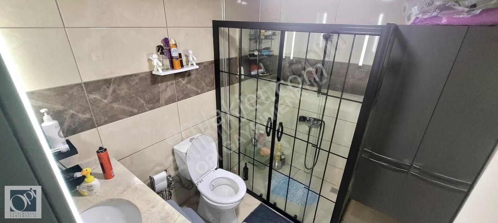 Zincirlikuyu'da Ara Kat Balkonlu Satılık 3+1 Özel Tasarım Daire - Görsel 12