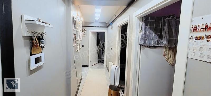 Zincirlikuyu'da Ara Kat Balkonlu Satılık 3+1 Özel Tasarım Daire - Görsel 10