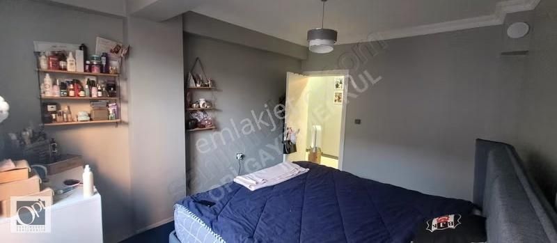 Zincirlikuyu'da Ara Kat Balkonlu Satılık 3+1 Özel Tasarım Daire - Görsel 22