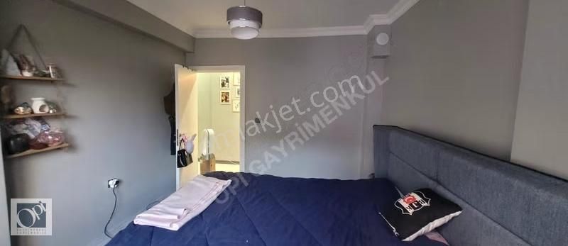 Zincirlikuyu'da Ara Kat Balkonlu Satılık 3+1 Özel Tasarım Daire - Görsel 16