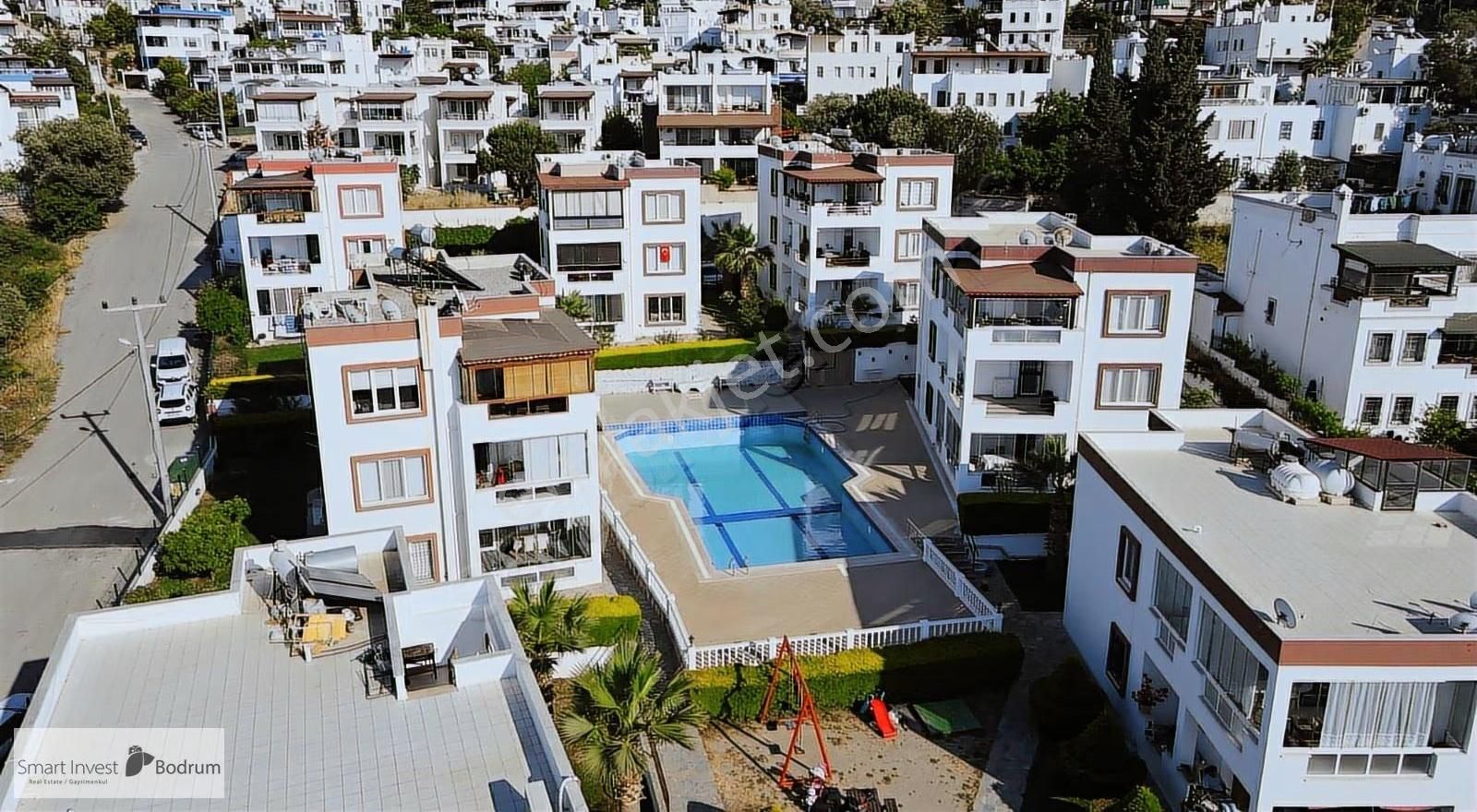 Turgutreis Karabağ Satılık Havuzlu Sitede Bahçe Katı 3+1 Daire - Görsel 2