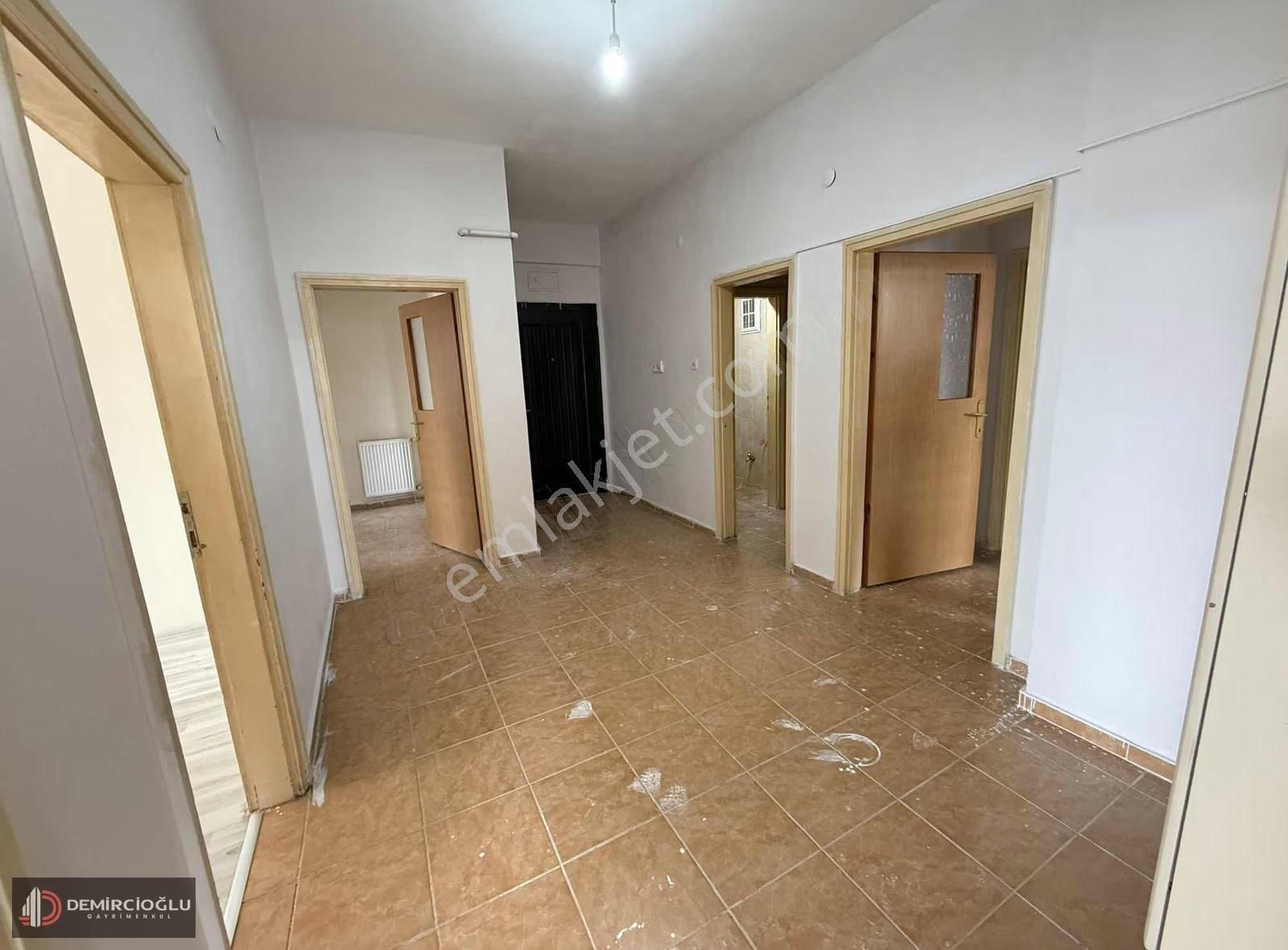 Mevlana Mah. Güney Cephe Önü Açık Temiz 3+1 Kiralık Daire - Görsel 15