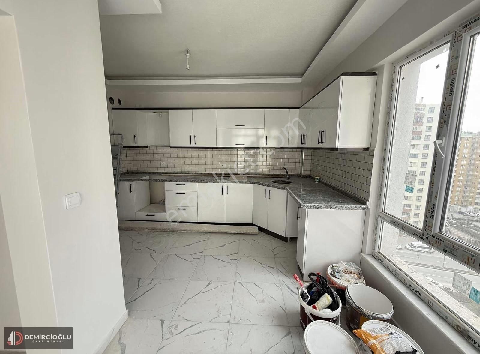 Papatya Cad. **187m2 3+1**// Çift Banyo // Sıfır Oturuma Hazır - Görsel 8