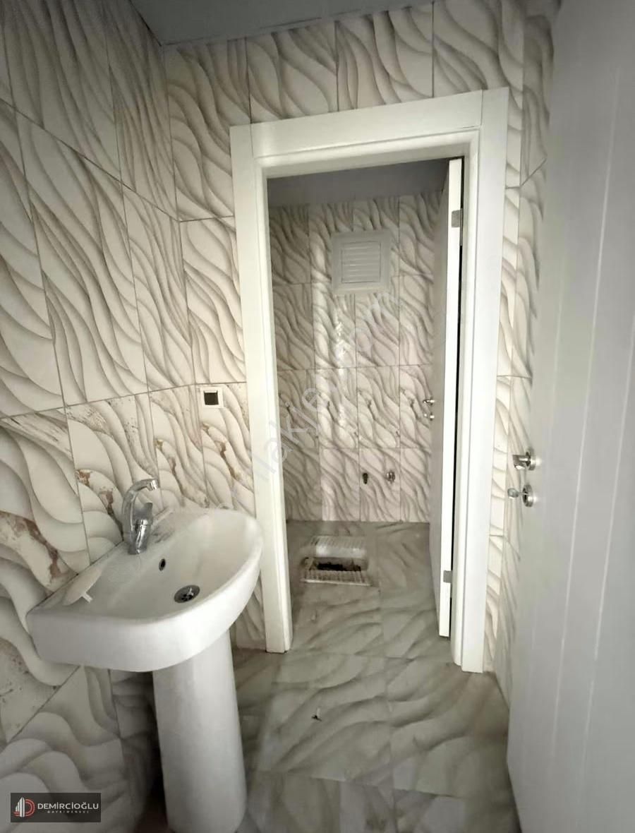 Papatya Cad. **187m2 3+1**// Çift Banyo // Sıfır Oturuma Hazır - Görsel 3