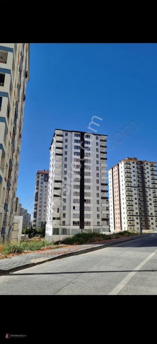 Talas Papatya Caddesi Üzeri 3+1 Geniş Büyük Daire