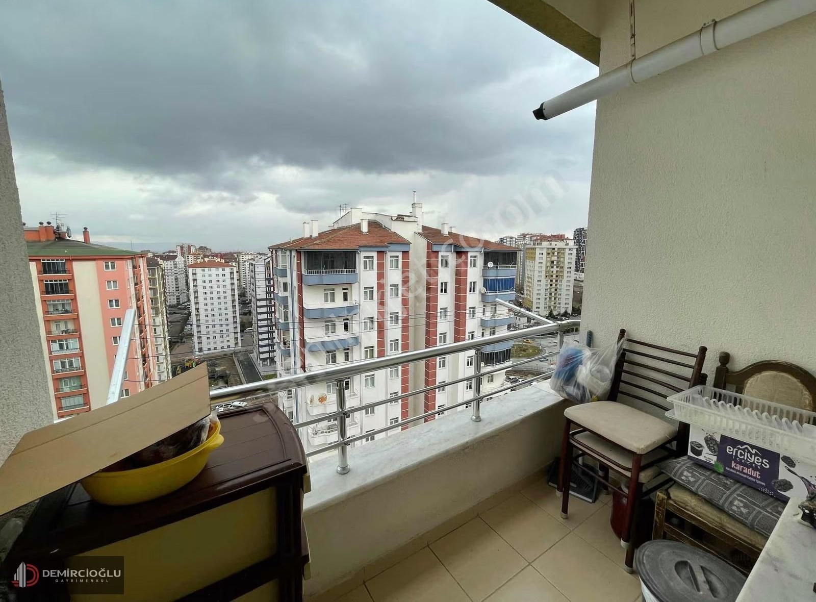 Tramvay Güzergahında **3+1//155m2** Çift Banyo Fırsat Dairesi - Görsel 2