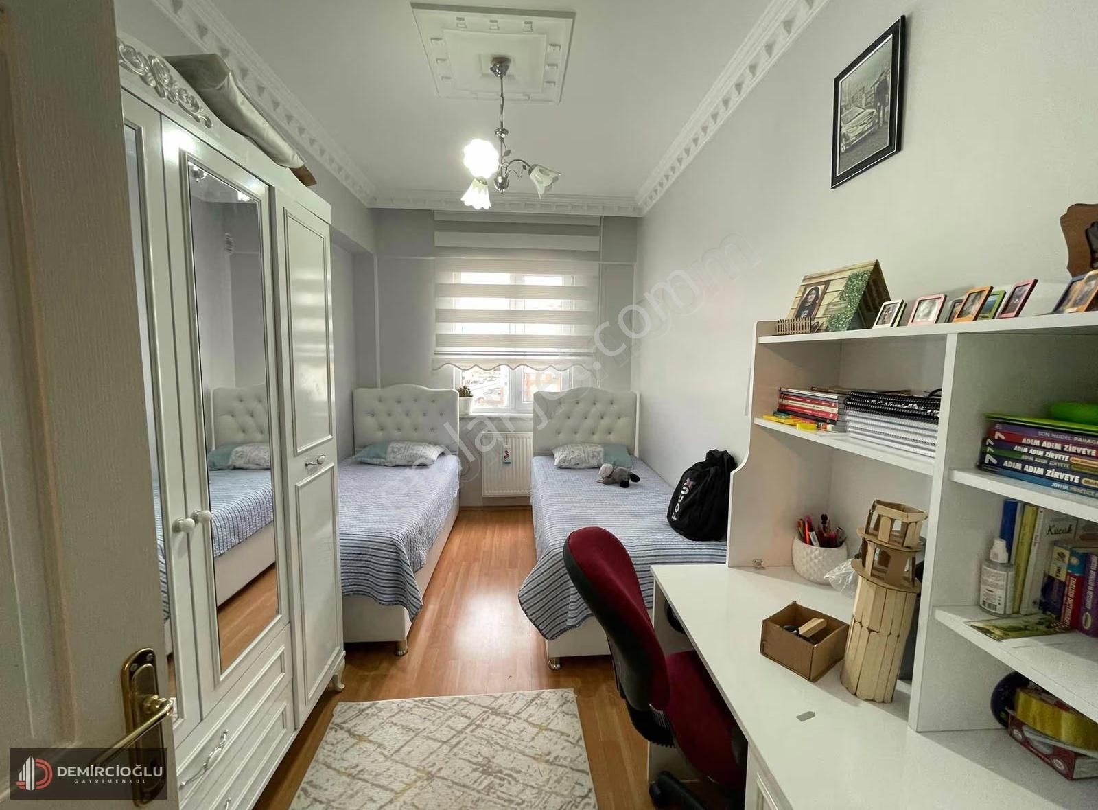 Tramvay Güzergahında **3+1//155m2** Çift Banyo Fırsat Dairesi - Görsel 12