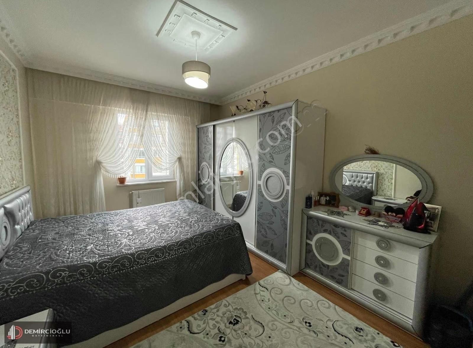 Tramvay Güzergahında **3+1//155m2** Çift Banyo Fırsat Dairesi - Görsel 19