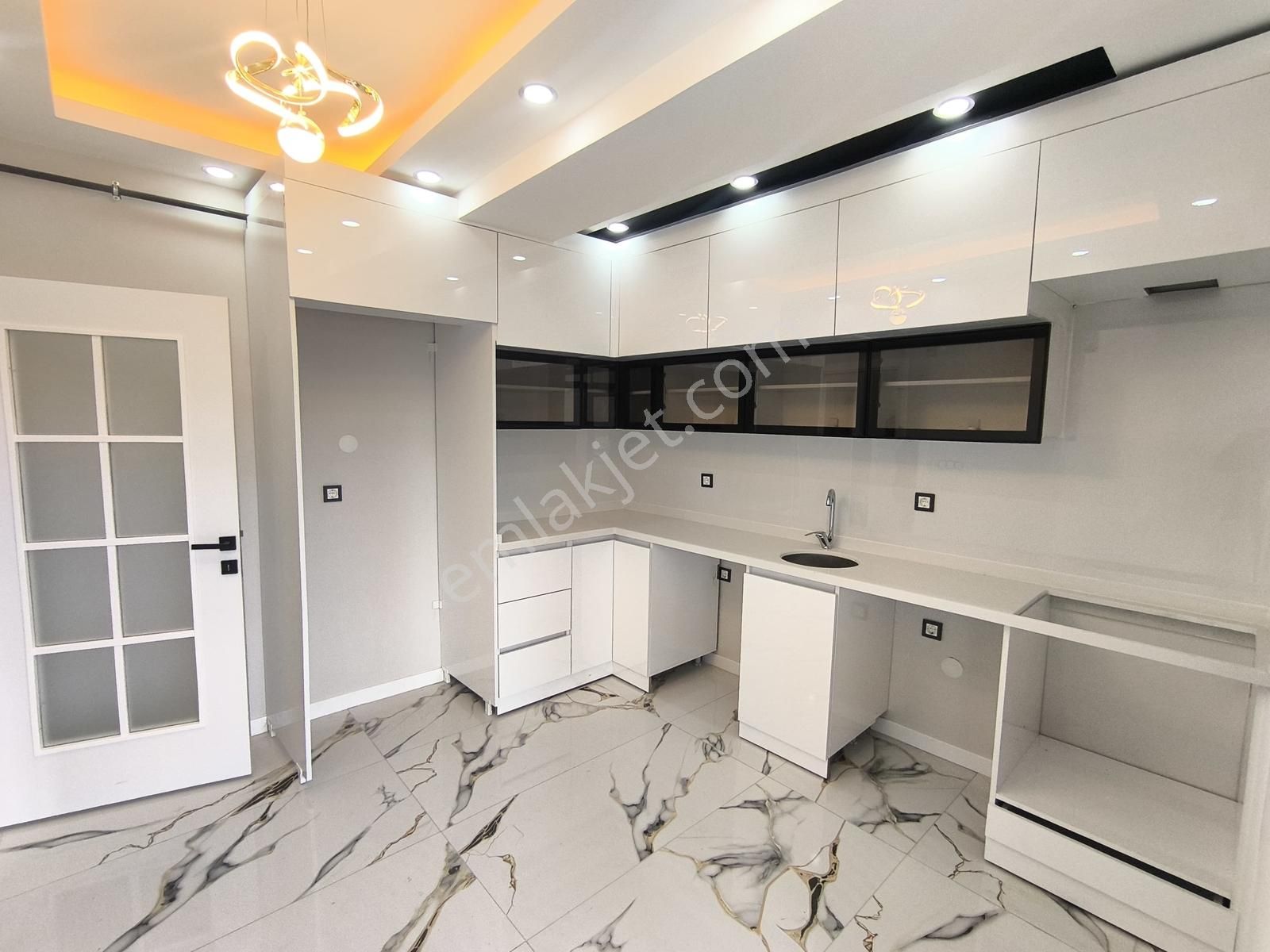 Fa Özbirden Full Donanımlı Satılık Toplam 4 Adet Lüx Daire - Görsel 34
