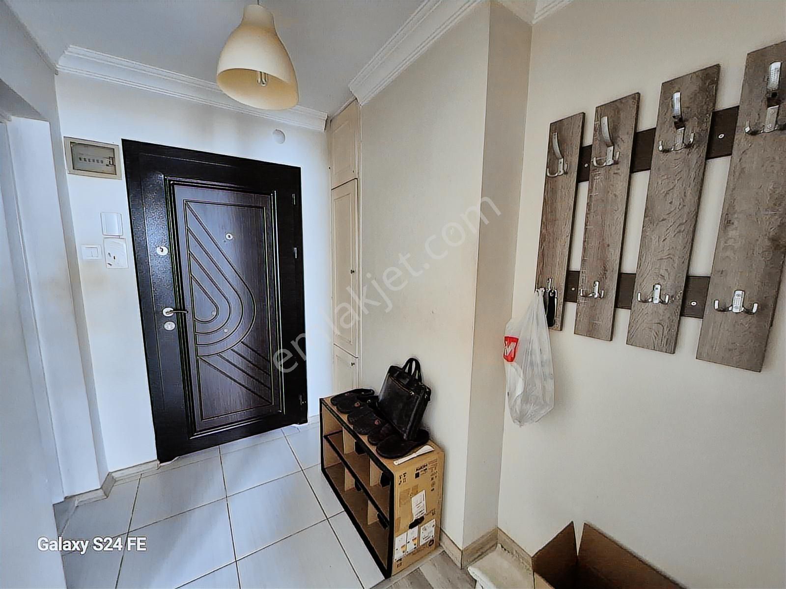 Alsancak Mimar Sinan'da Nezih Bölgede Eşyalı Kiralık 1+1 Daire - Görsel 22