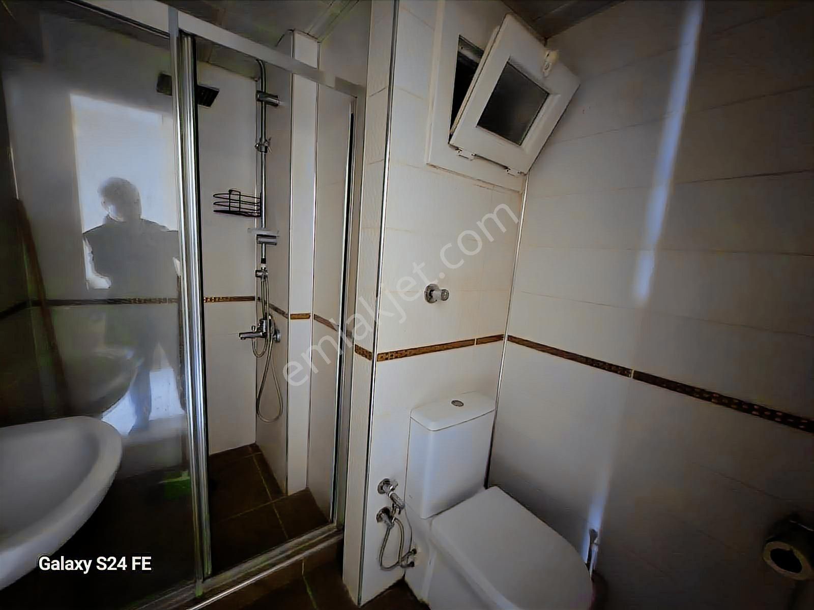 Alsancak Mimar Sinan'da Nezih Bölgede Eşyalı Kiralık 1+1 Daire - Görsel 11