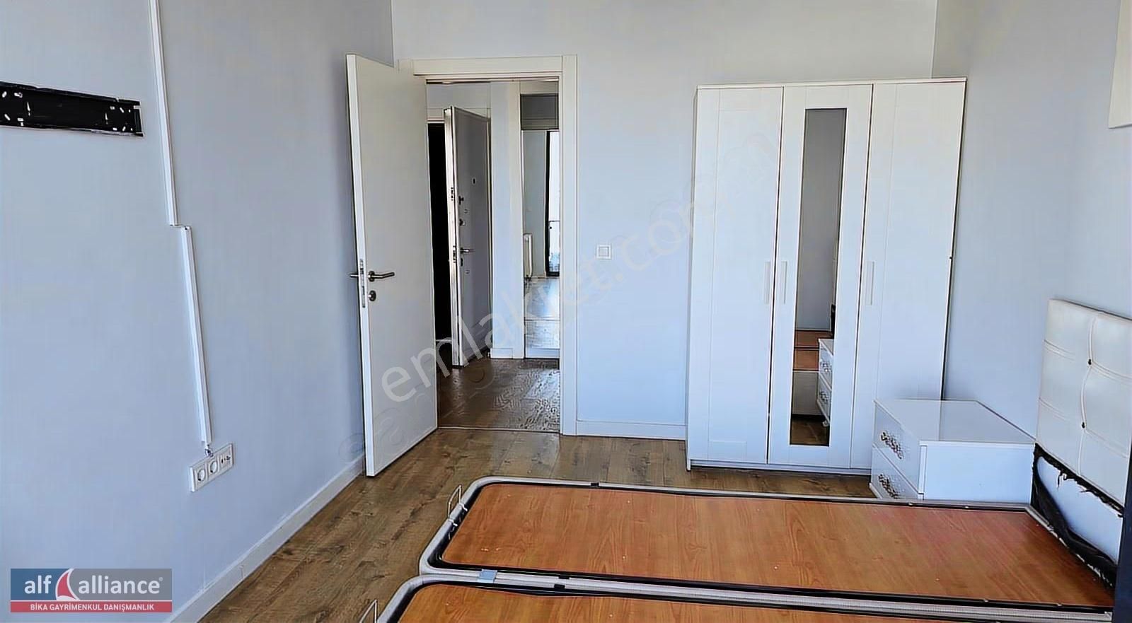 İstwest Sitesinde 75m² 1+1 Balkonlu Kısmi Eşyalı Kiralık Daire - Görsel 24