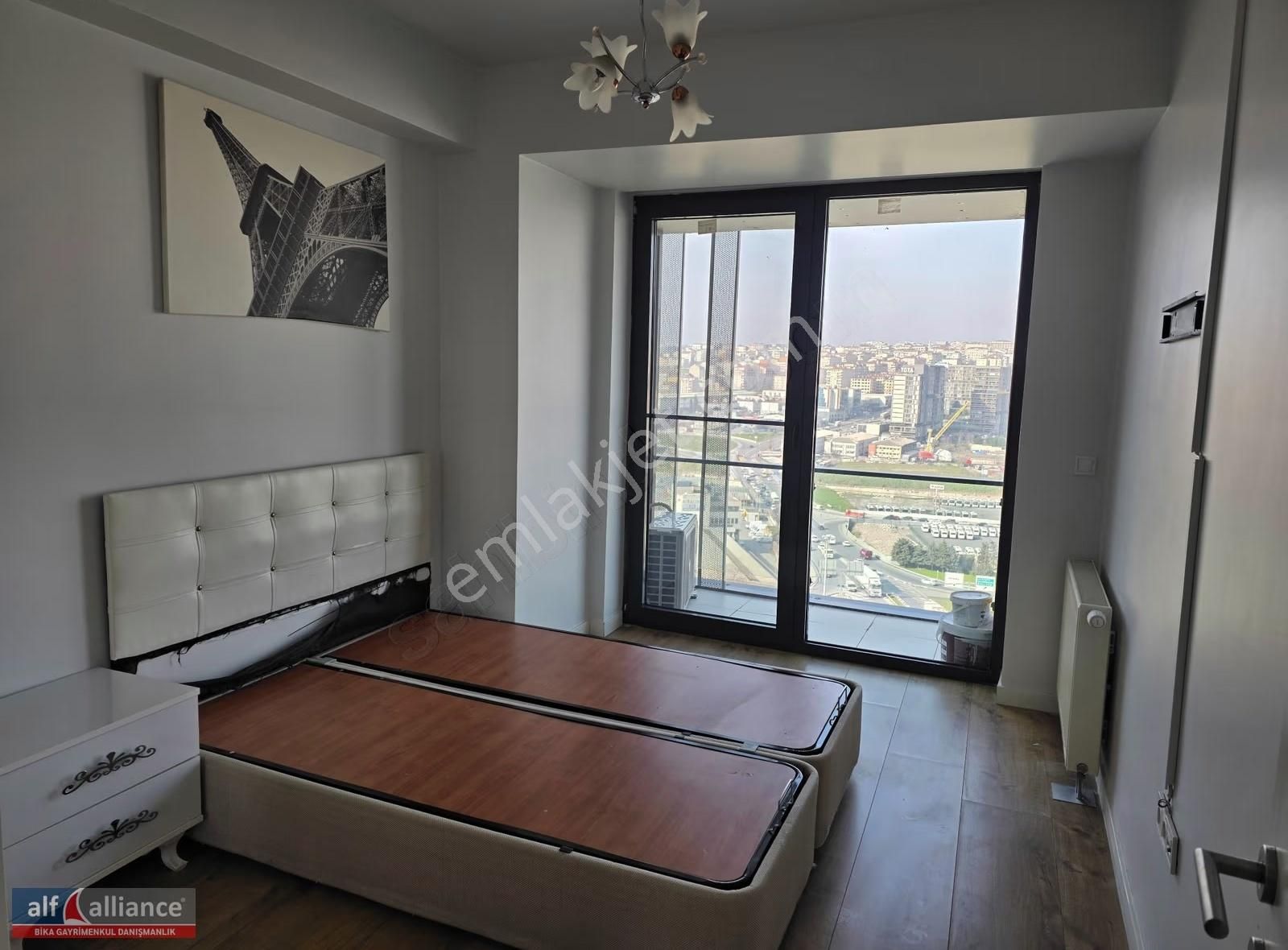 İstwest Sitesinde 75m² 1+1 Balkonlu Kısmi Eşyalı Satılık Daire - Görsel 20