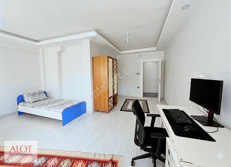 Üsküdar Murat Reis Metro Ve Çevik Kuvvet Yanı 2+1 Kiralık Daire - Görsel 9