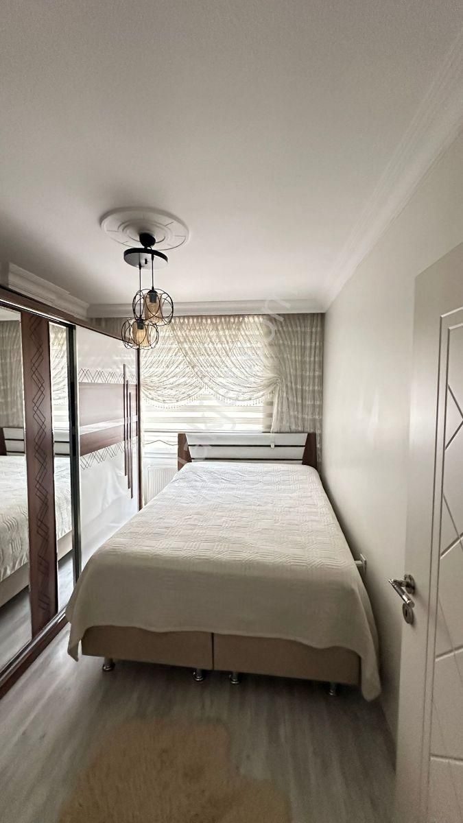 Mehmet Akifte Satılık Krediye Uygun 2+1 1.kat - Görsel 4