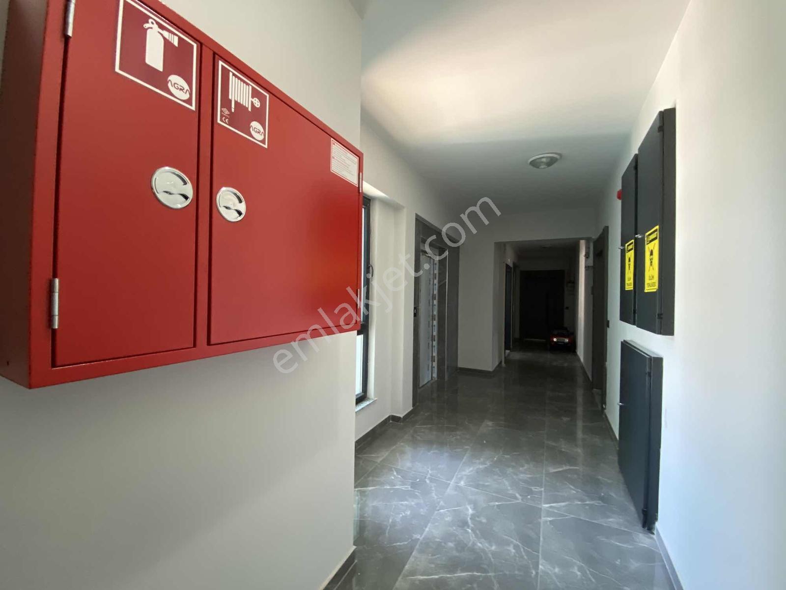 Bahadır'dan Karşıyaka Mh.güzelyaka Site 2+1 110m2 Ebeveyn Banyo - Görsel 10
