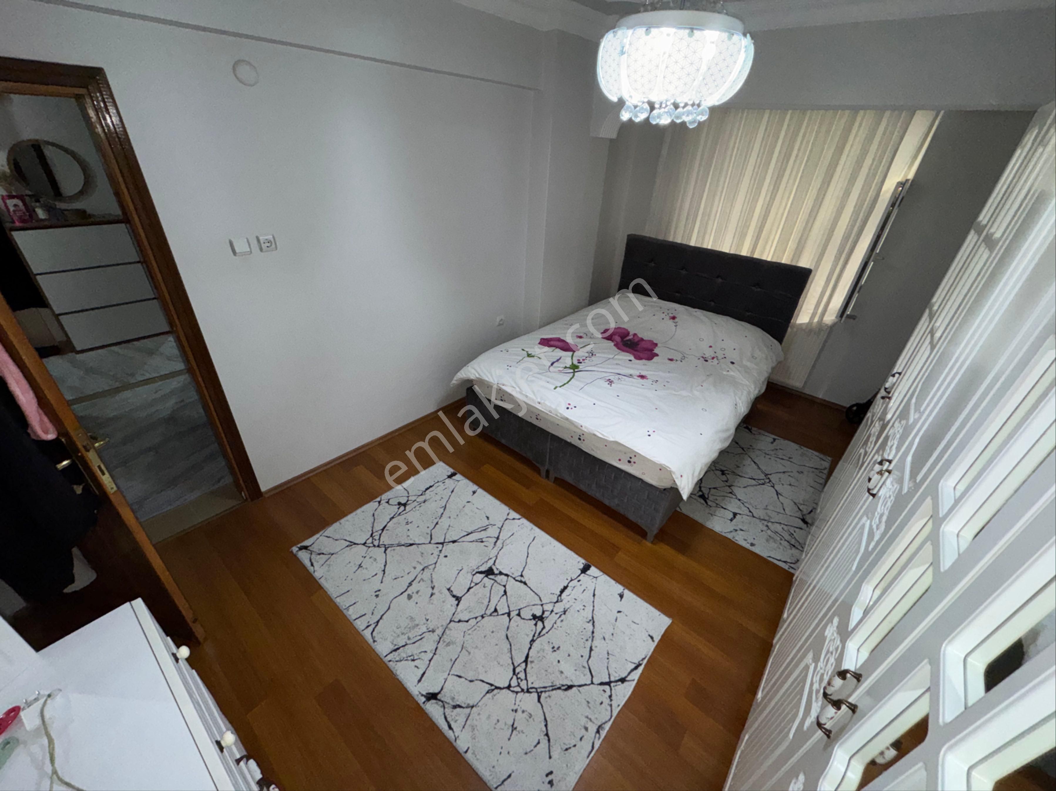 Zafer Yapıdan Satılık Daire 1.kat 2+1 95m2 2007 Yapı Cebeci Mahde - Görsel 9