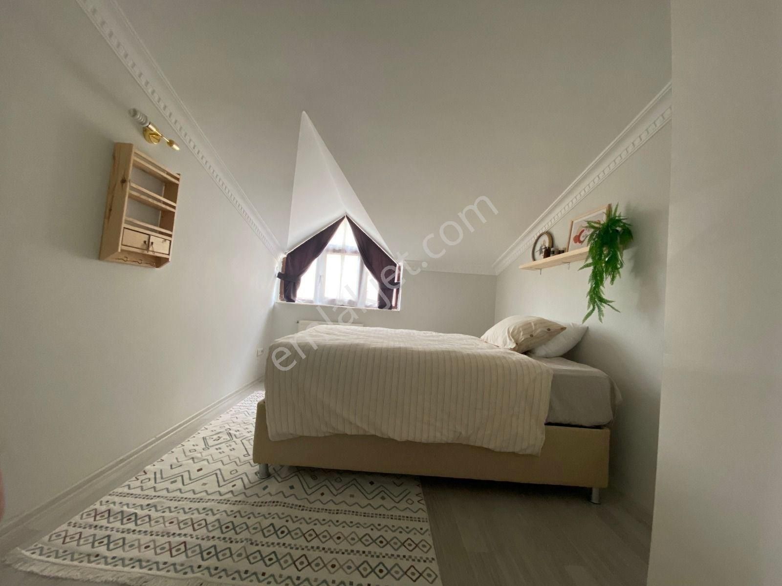 Ataşehir İnönü'de Caddeye Yakın, Full Eşyalı, Bakımlı 2+1 Keyifli Teras Daire - Görsel 16