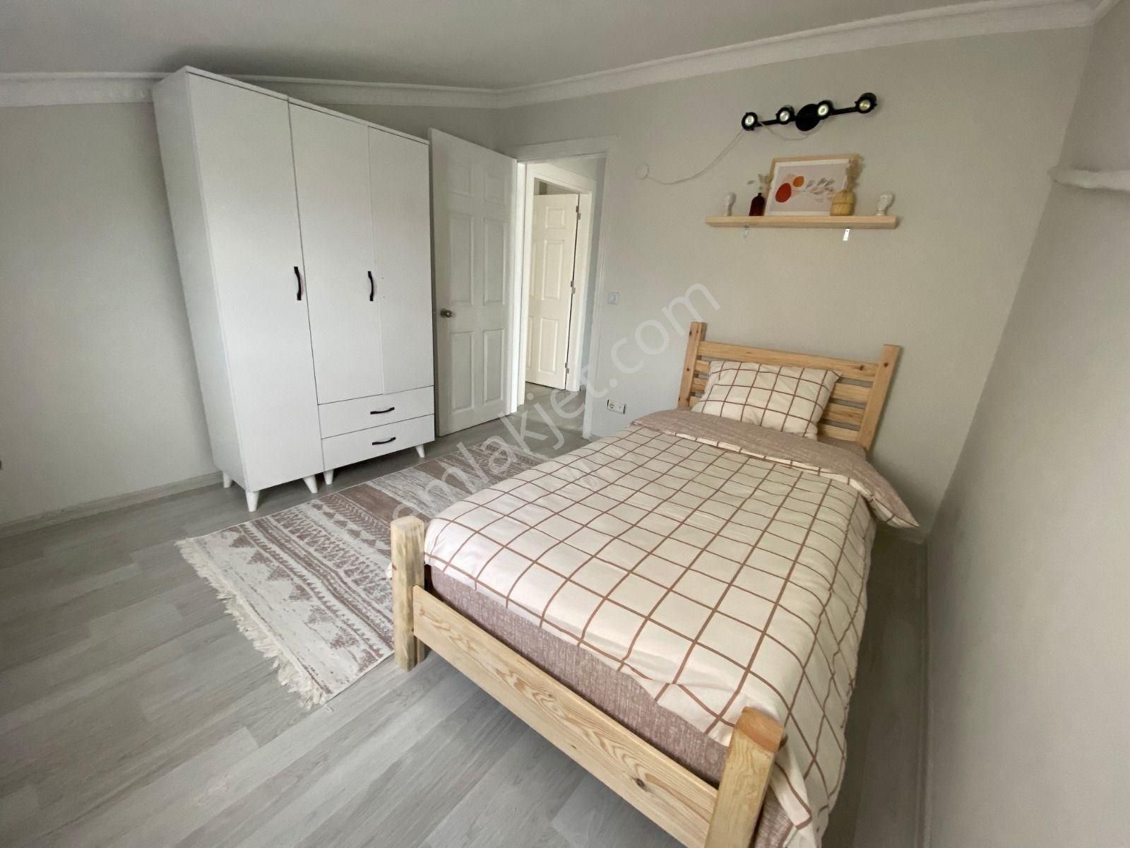 Ataşehir İnönü'de Caddeye Yakın, Full Eşyalı, Bakımlı 2+1 Keyifli Teras Daire - Görsel 19