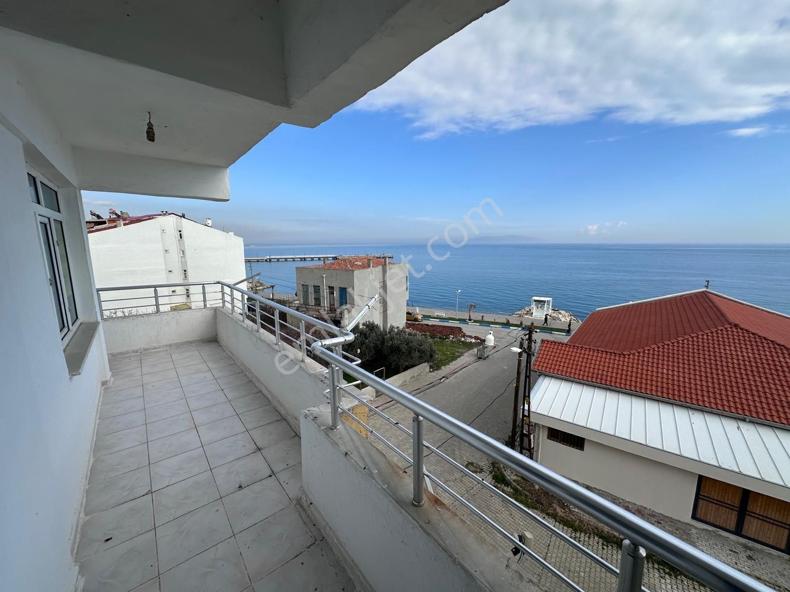 Bilge Emlak'tan Şarköy Mürefte'de 190 Metre Deniz Manzaralı Dubleks Daire - Görsel 17