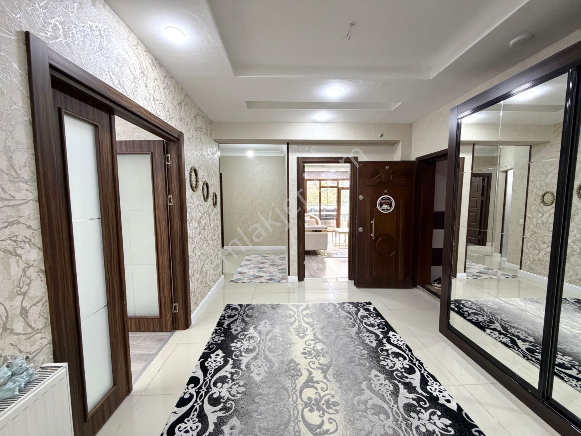 Tekel Kavşağı Civarında 4+1 Full Bakımlı 210m2 Acilll Satılıkk!! - Görsel 2