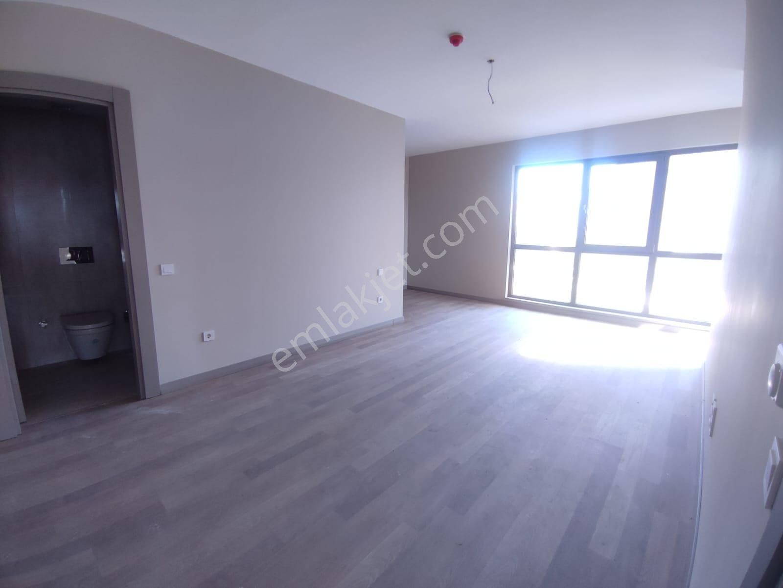 Ağaoğlu Çekmeköy Park'ta Genış Ve Konforlu 4+1 - Görsel 14