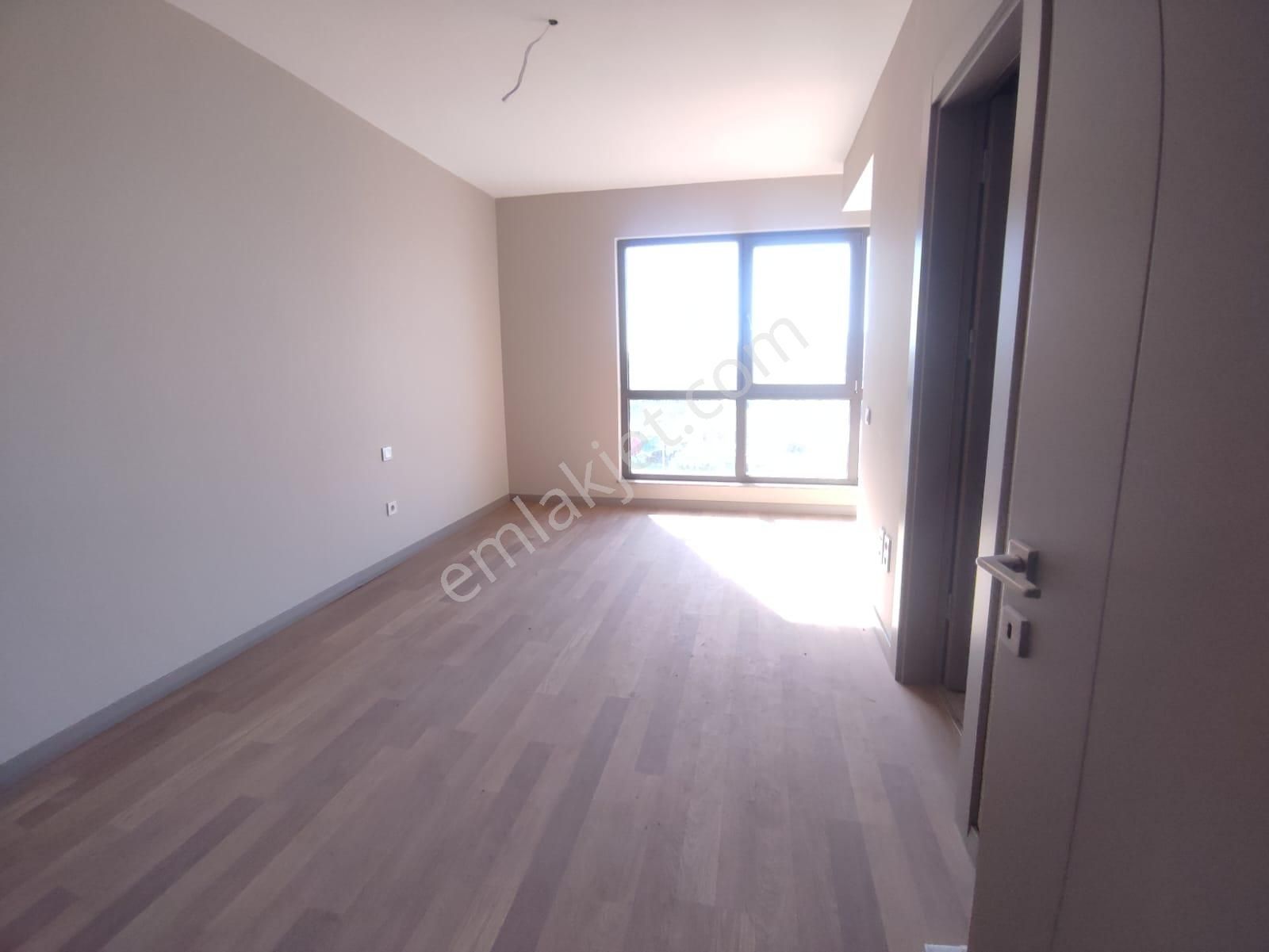 Ağaoğlu Çekmeköy Park'ta Genış Ve Konforlu 4+1 - Görsel 11