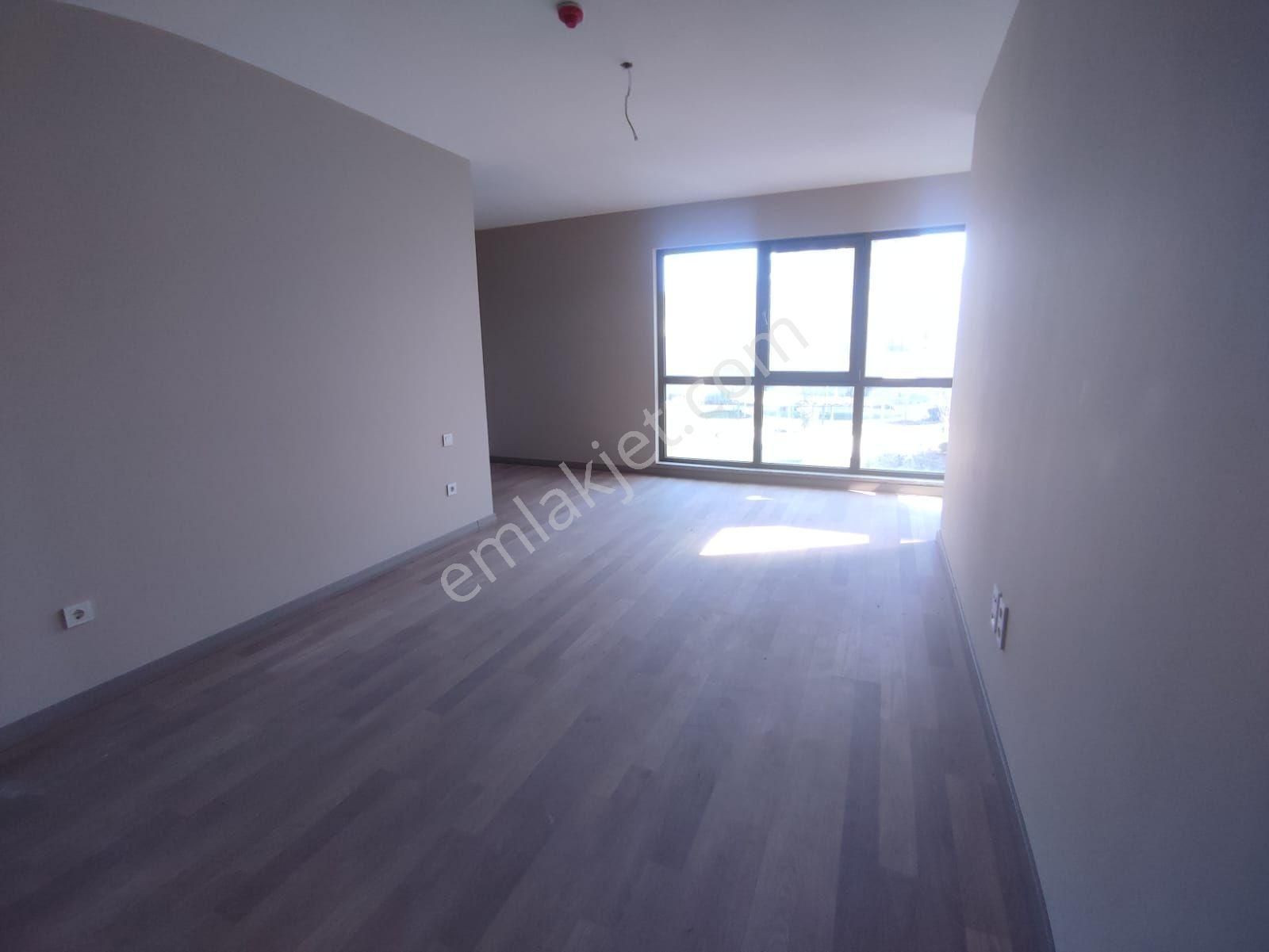 Ağaoğlu Çekmeköy Park'ta Genış Ve Konforlu 4+1 - Görsel 12