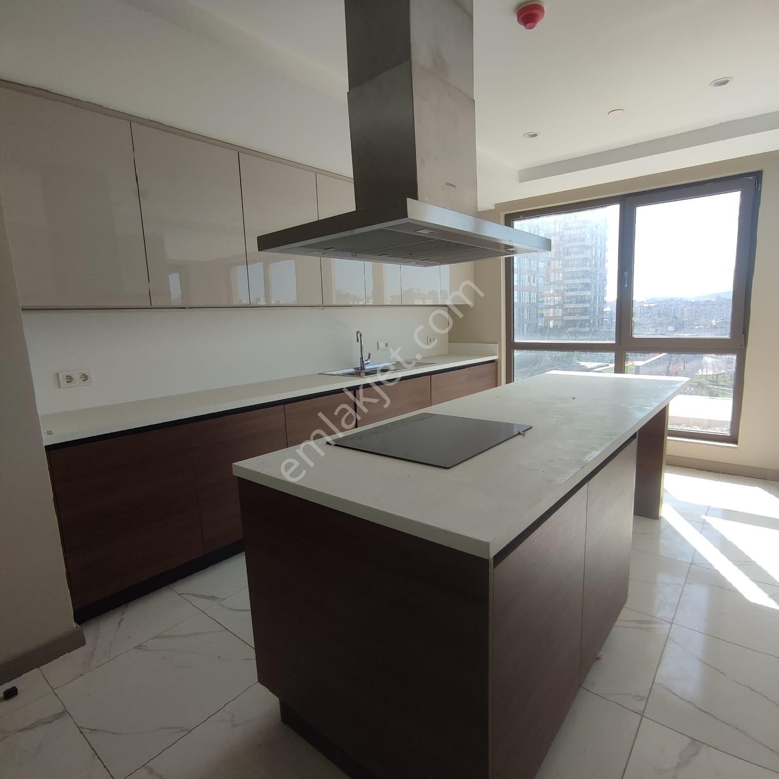 Ağaoğlu Çekmeköy Park'ta Genış Ve Konforlu 4+1 - Görsel 8