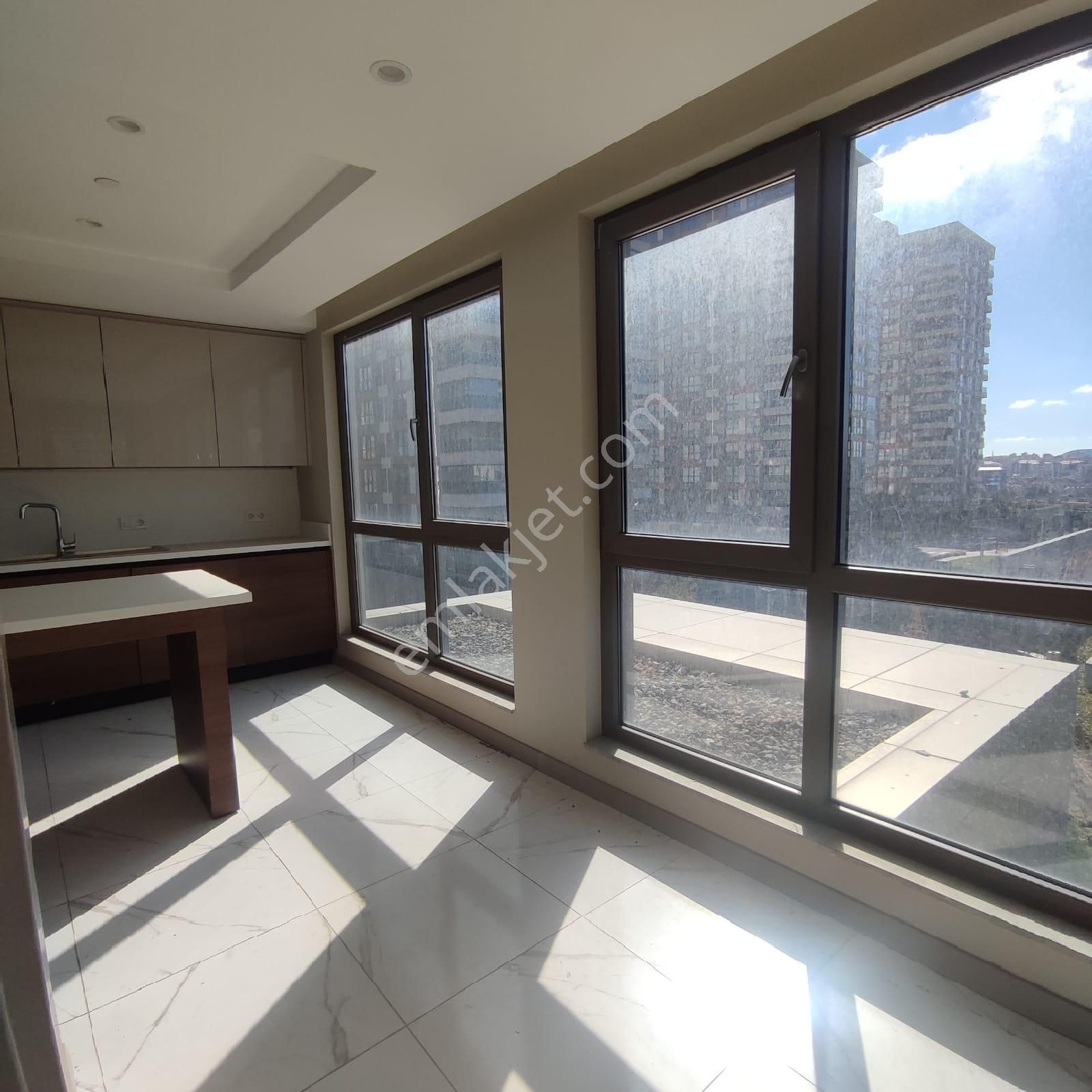 Ağaoğlu Çekmeköy Park'ta Genış Ve Konforlu 4+1 - Görsel 10