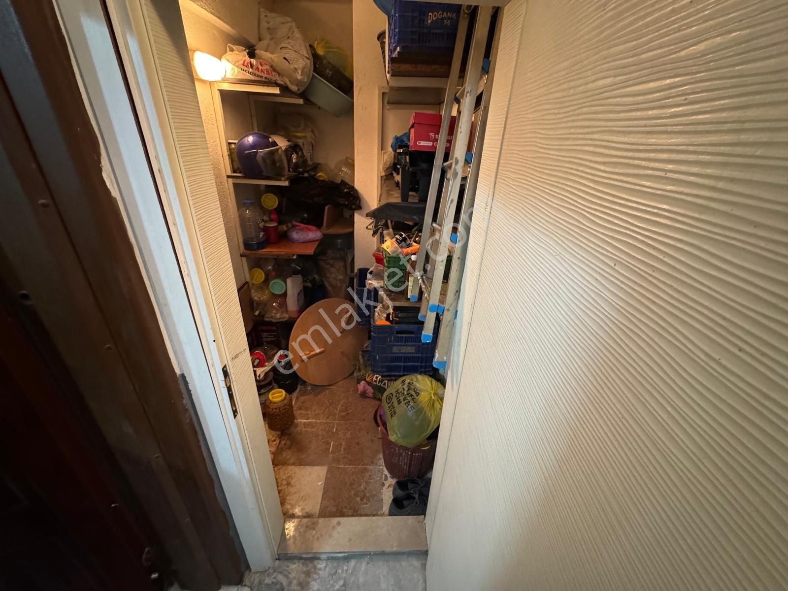 Fatih Mh. Boston Cafe Civarı Doğalgazlı Full Tadilatlı 3+1 Daire - Görsel 17