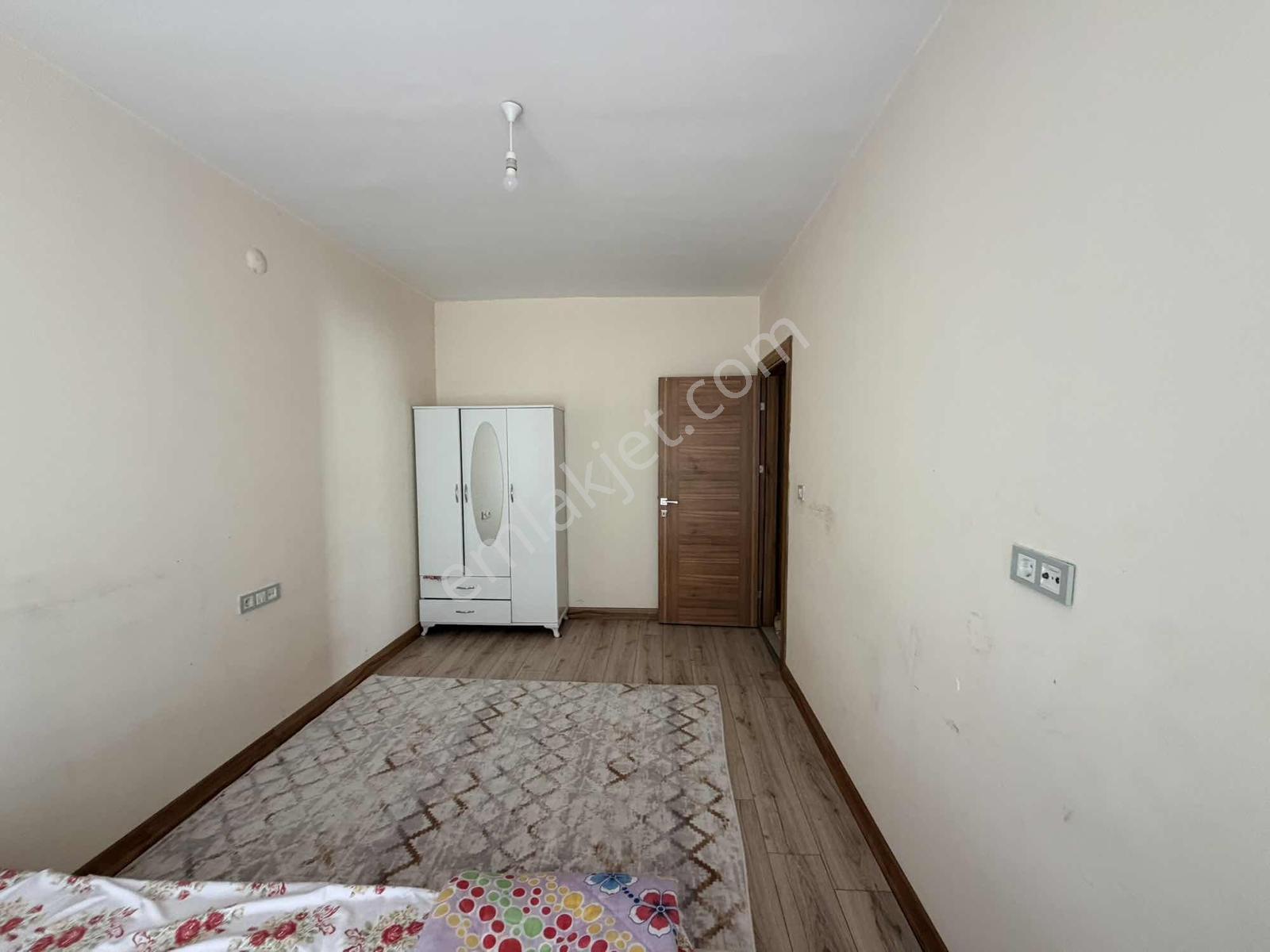 Acar Emlaktan Tokide Kiralık Eşyalı 2+1 90 M² Arakat Daire - Görsel 2