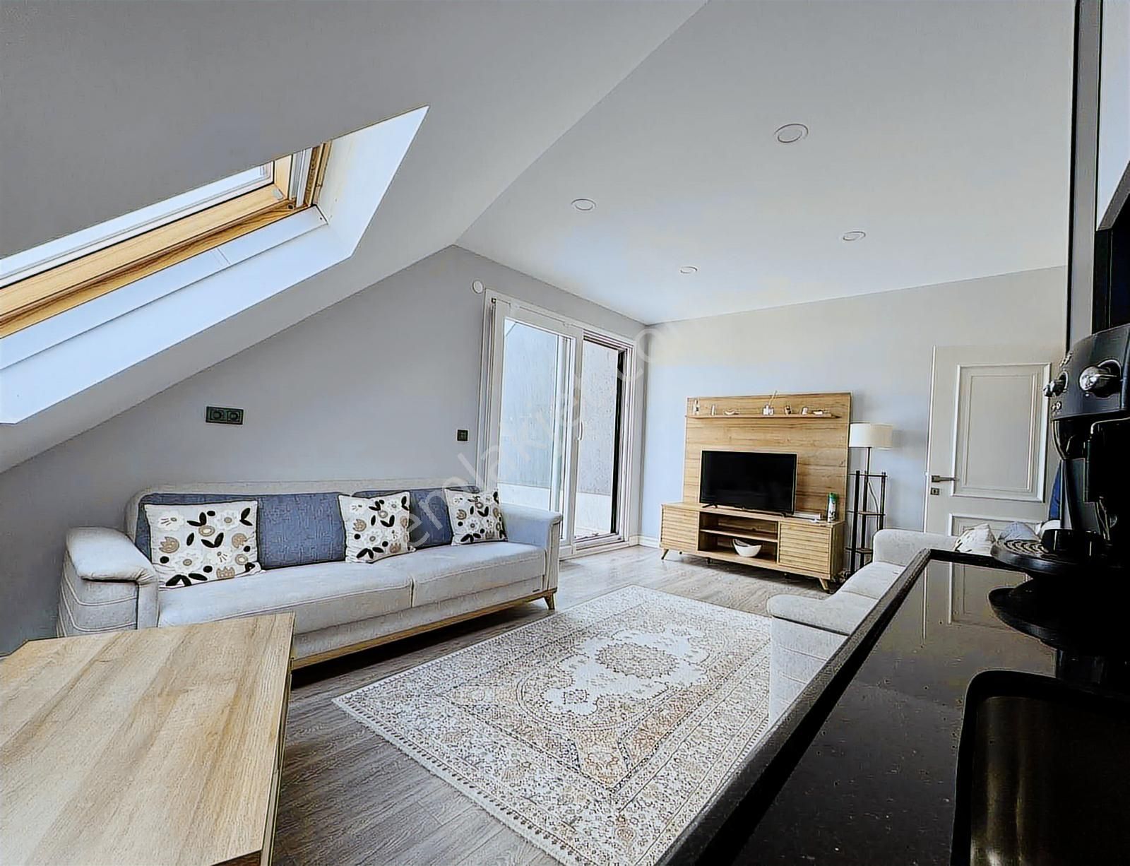 Pendik Sahilde Yeni Binada Deniz Manzaralı Çatı Dubleksi 160 M2 - Görsel 21