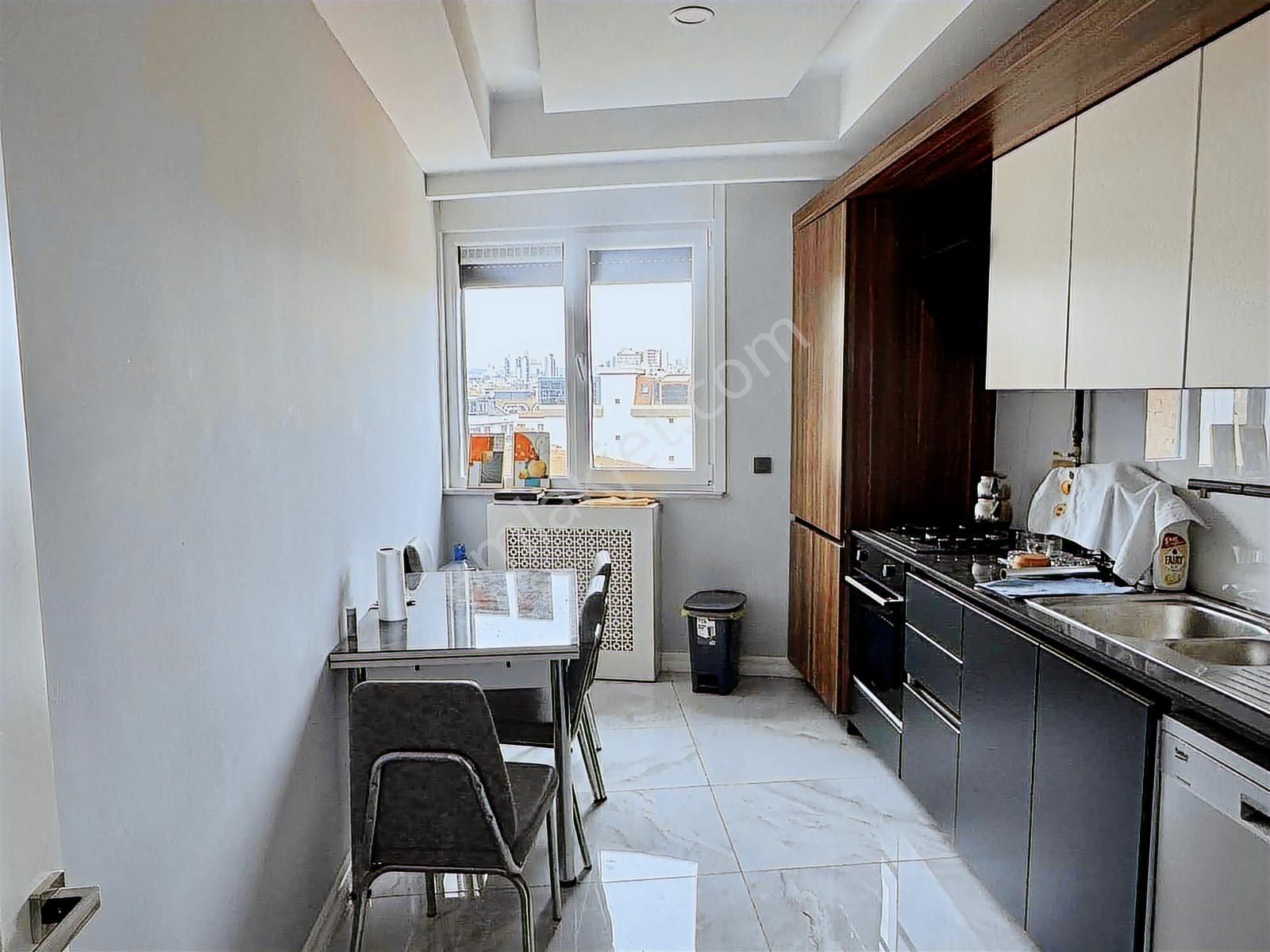 Pendik Sahilde Yeni Binada Deniz Manzaralı Çatı Dubleksi 160 M2 - Görsel 5