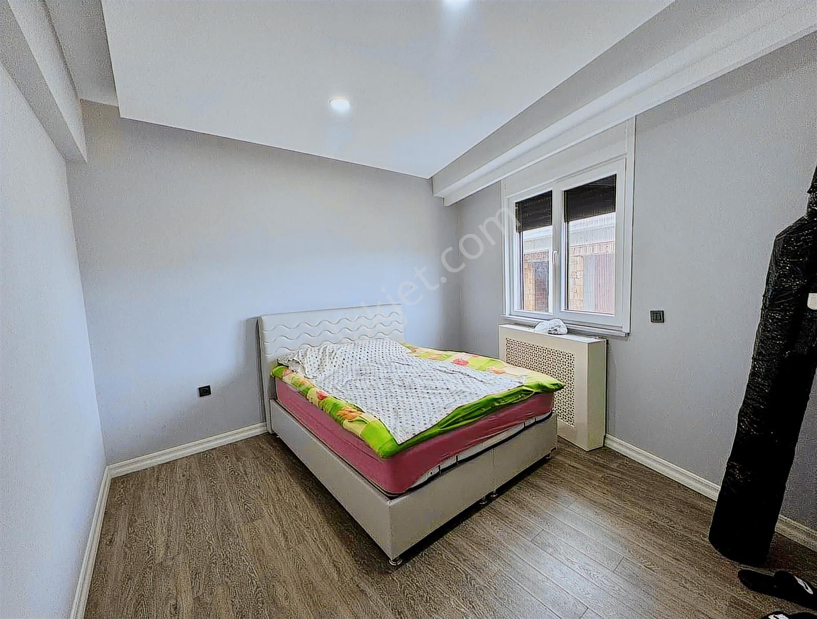 Pendik Sahilde Yeni Binada Deniz Manzaralı Çatı Dubleksi 160 M2 - Görsel 33