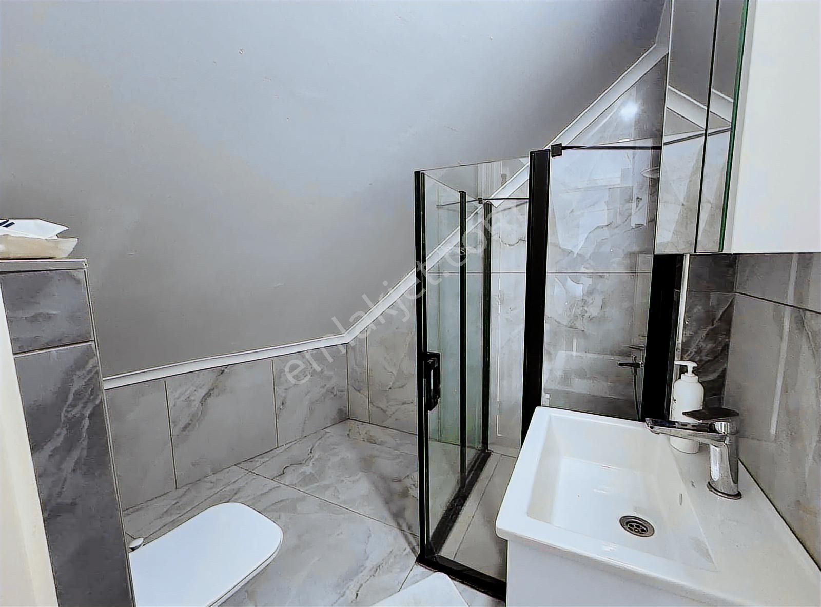 Pendik Sahilde Yeni Binada Deniz Manzaralı Çatı Dubleksi 160 M2 - Görsel 25