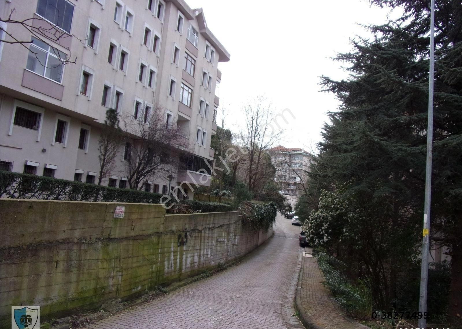 Tarabya Sitede 3+1 170 Metrekare Bakımlı Satılık Ters Dublex - Görsel 2