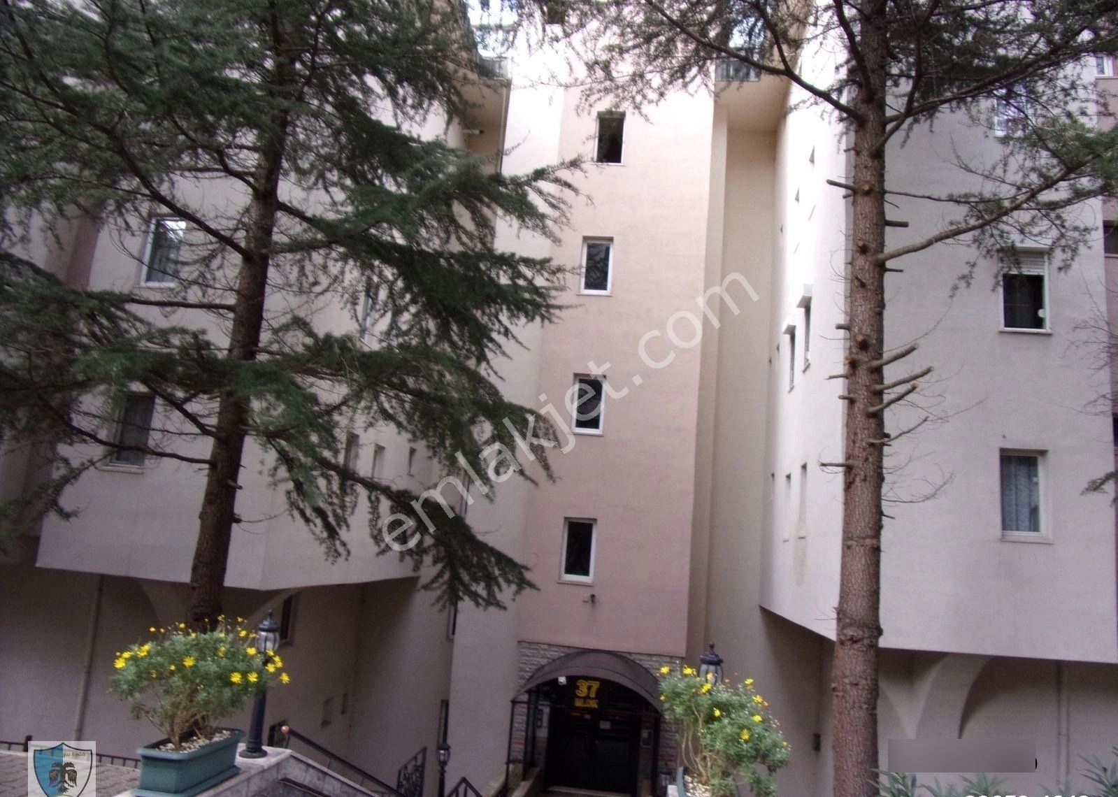 Tarabya Sitede 3+1 170 Metrekare Bakımlı Satılık Ters Dublex - Görsel 3