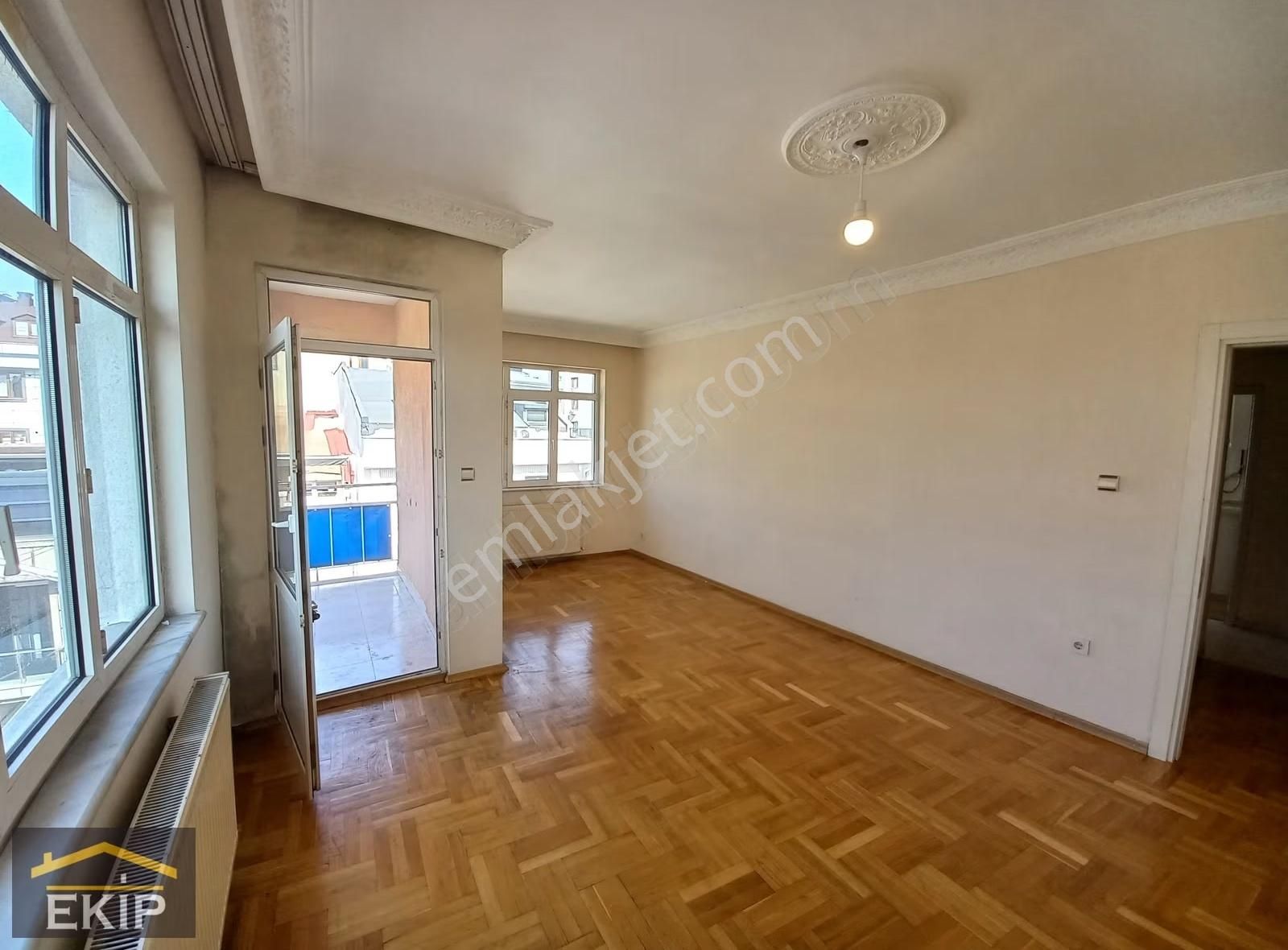 Ataşehir Örnek Mahallesi Merkezi Konum Kiralık - Görsel 12