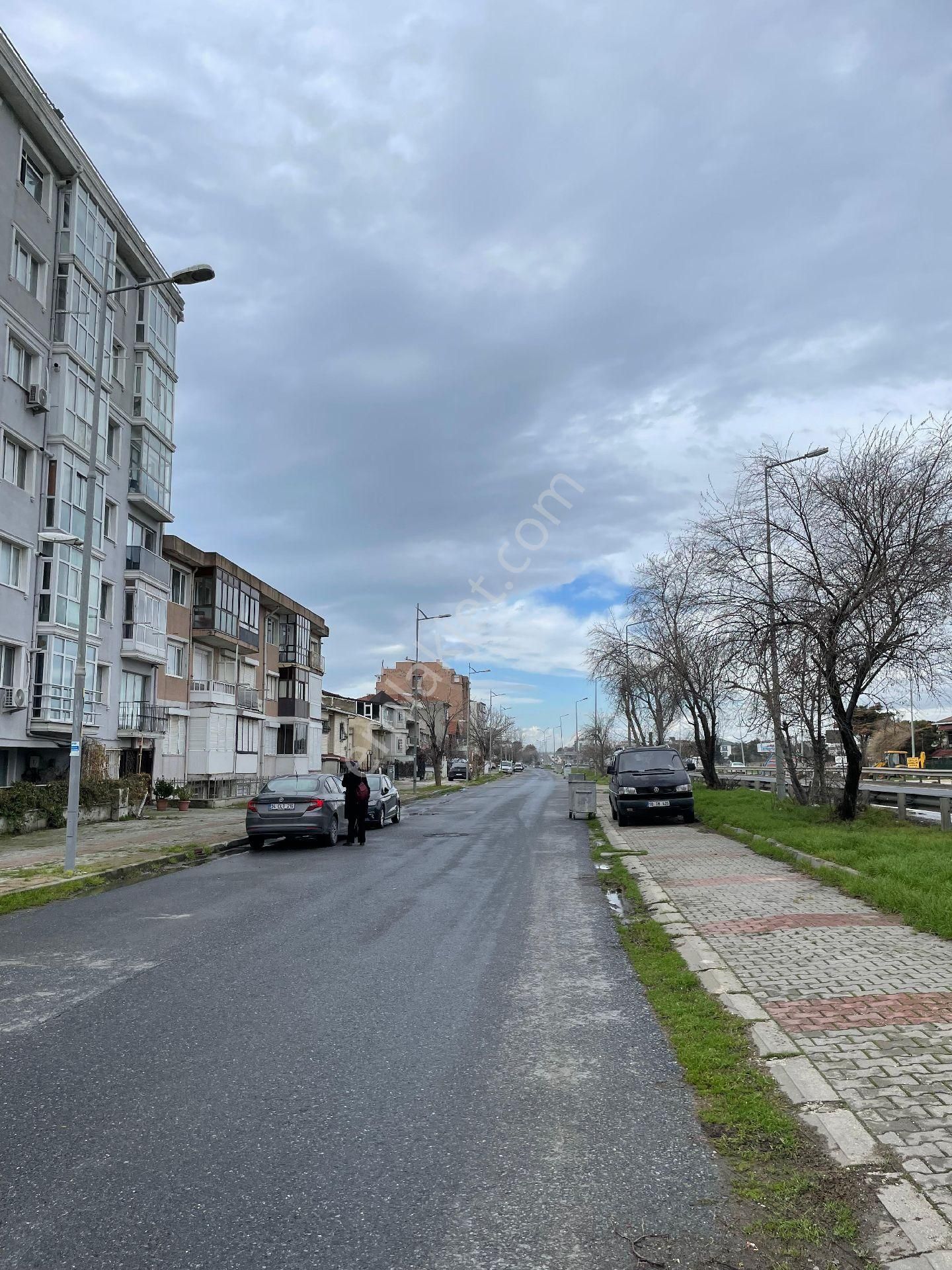 Tiyap'tan Büyükçekmece Celaliye’de Denize Sıfır 1+1 Satılık Yalı Daire - Görsel 18