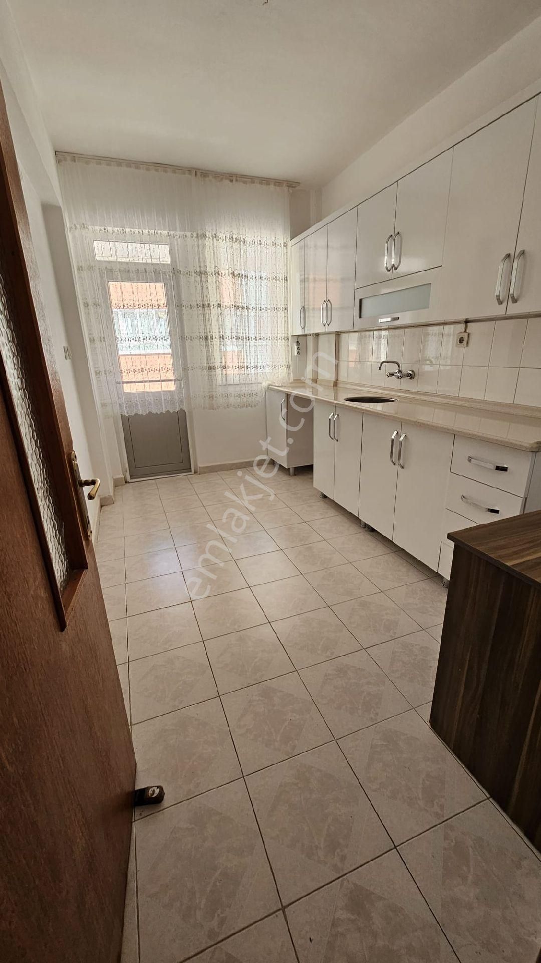 Uygun Ayrı Mutfak Kıralık 2+1 Daıre - Görsel 10